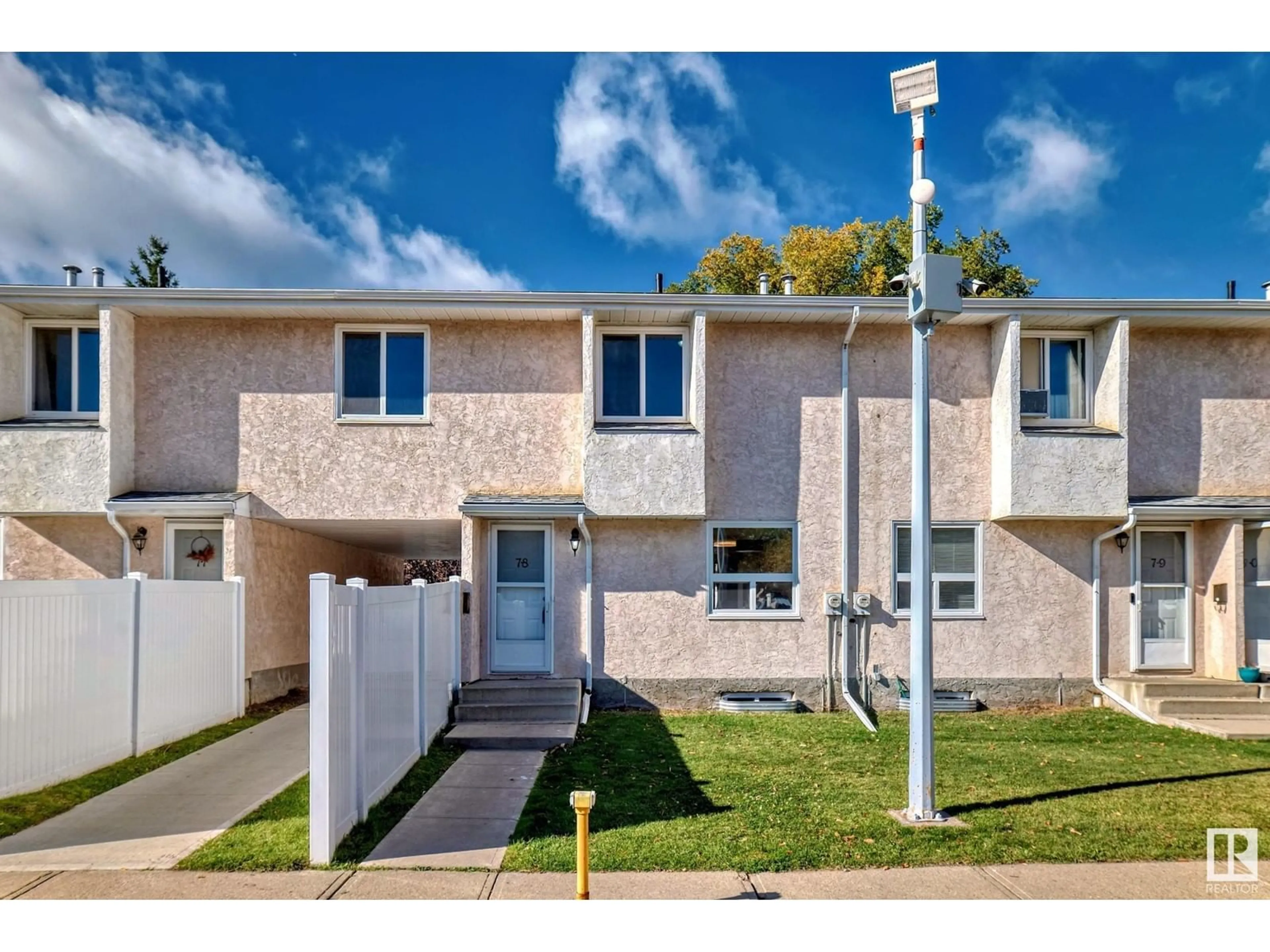 A pic from exterior of the house or condo for 78 LAKEWOOD VG NW, Edmonton Alberta T6K2B3