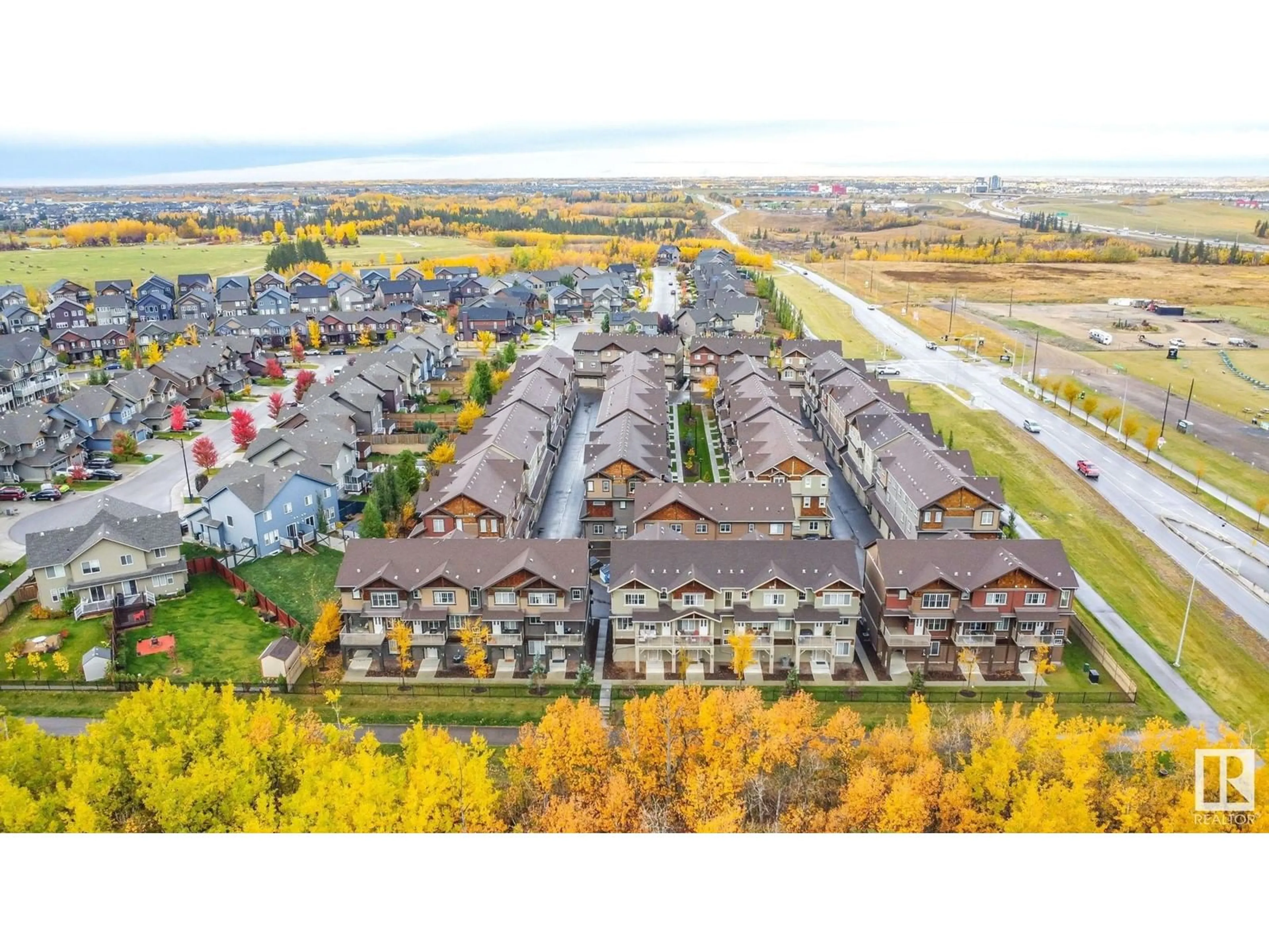 Open concept kitchen for #23 1005 GRAYDON HILL BV SW, Edmonton Alberta T6W3J5