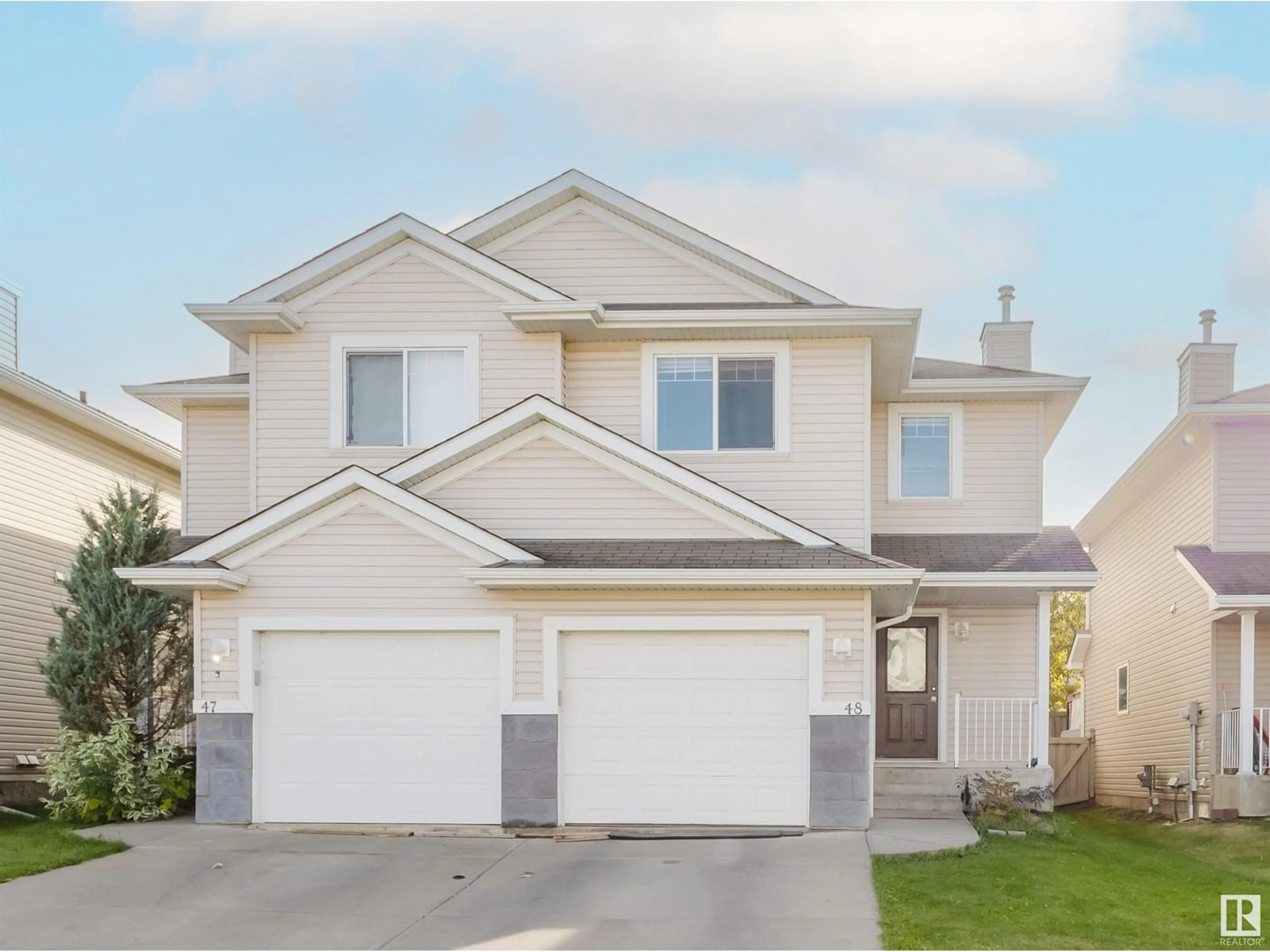 Frontside or backside of a home for #48 287 MACEWAN RD SW, Edmonton Alberta T6W1T4