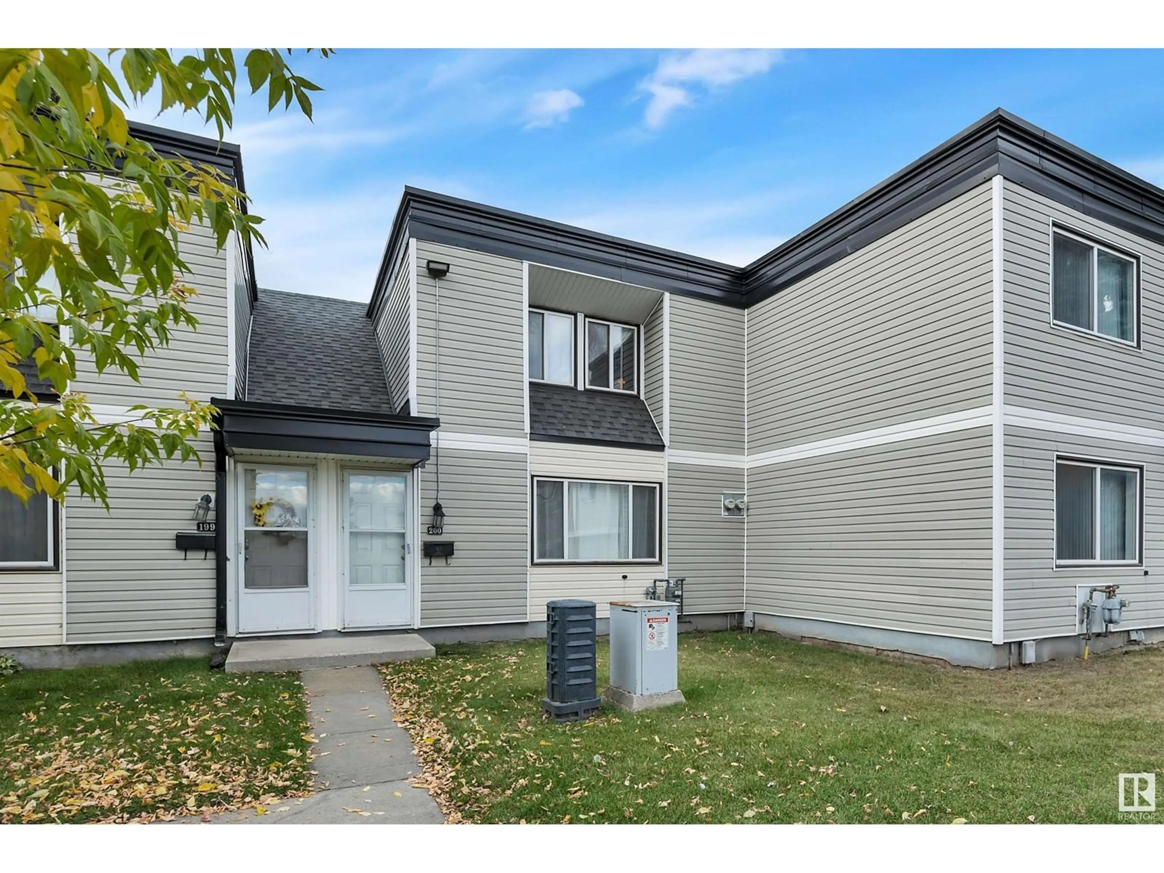 A pic from exterior of the house or condo for #200 11421 34 ST NW, Edmonton Alberta T5W5J7