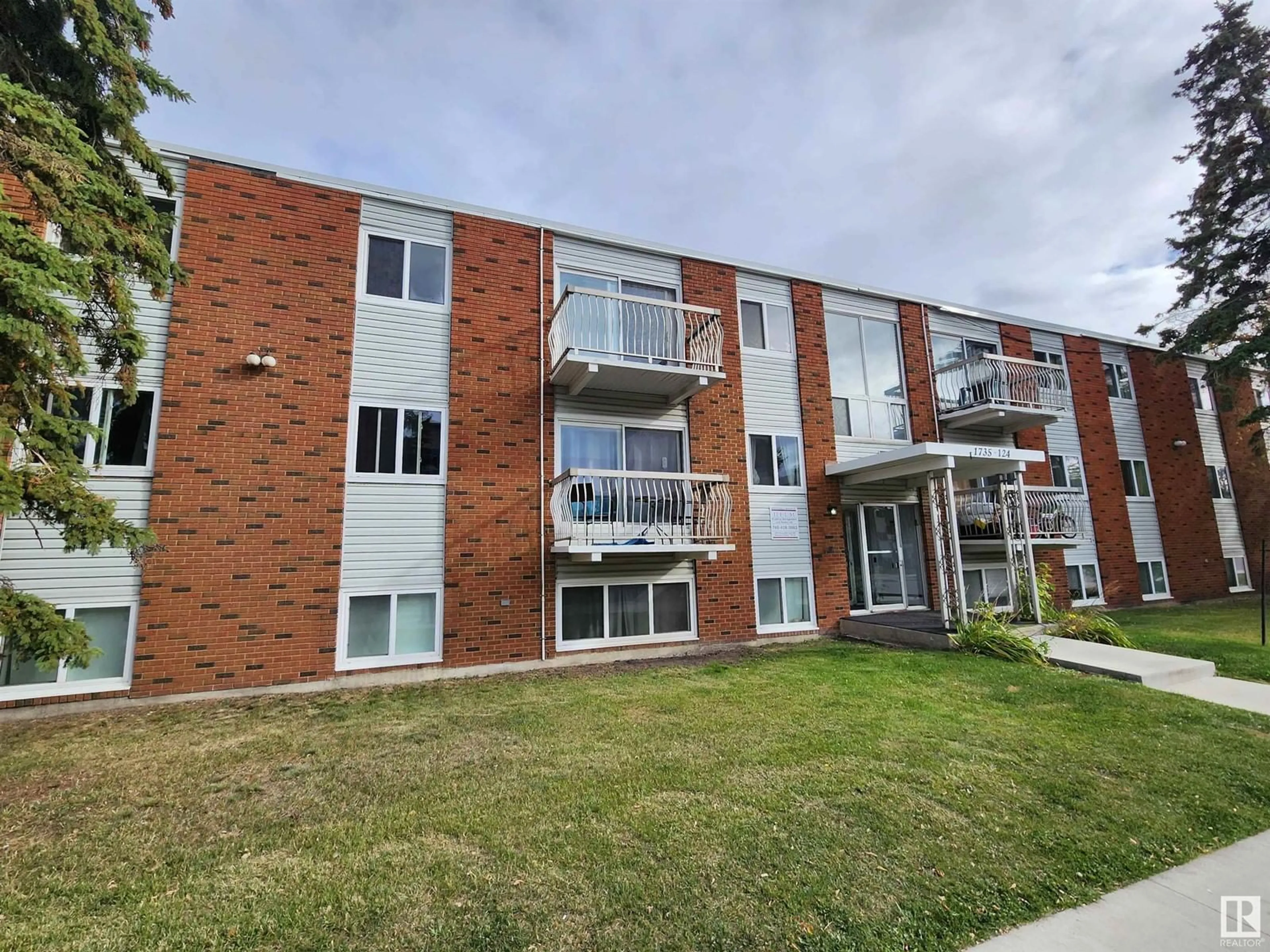 A pic from exterior of the house or condo, the front or back of building for #207 11735 124 ST NW, Edmonton Alberta T5M0L1