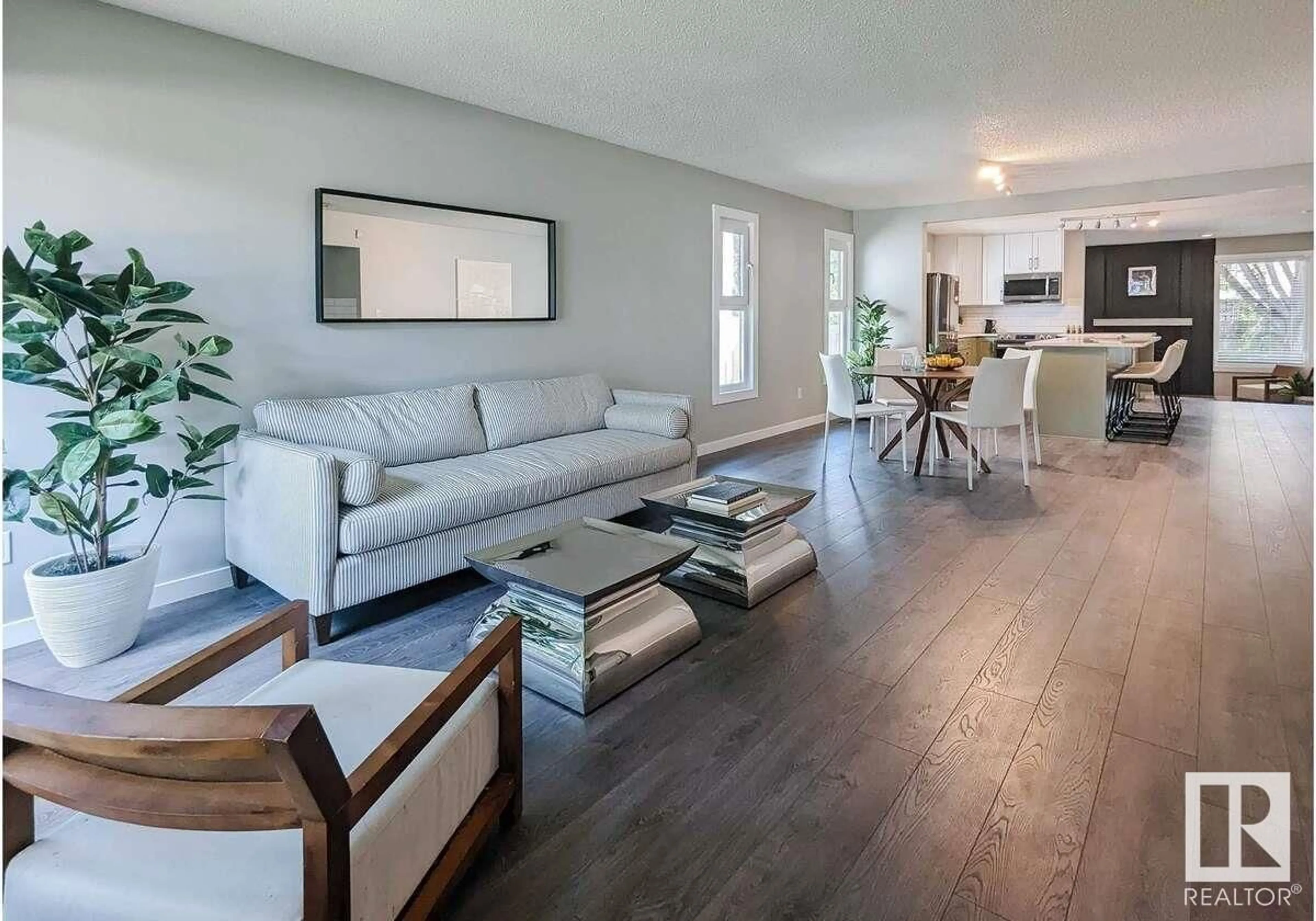 Living room, wood floors for 9307 176 ST NW, Edmonton Alberta T5T3W2