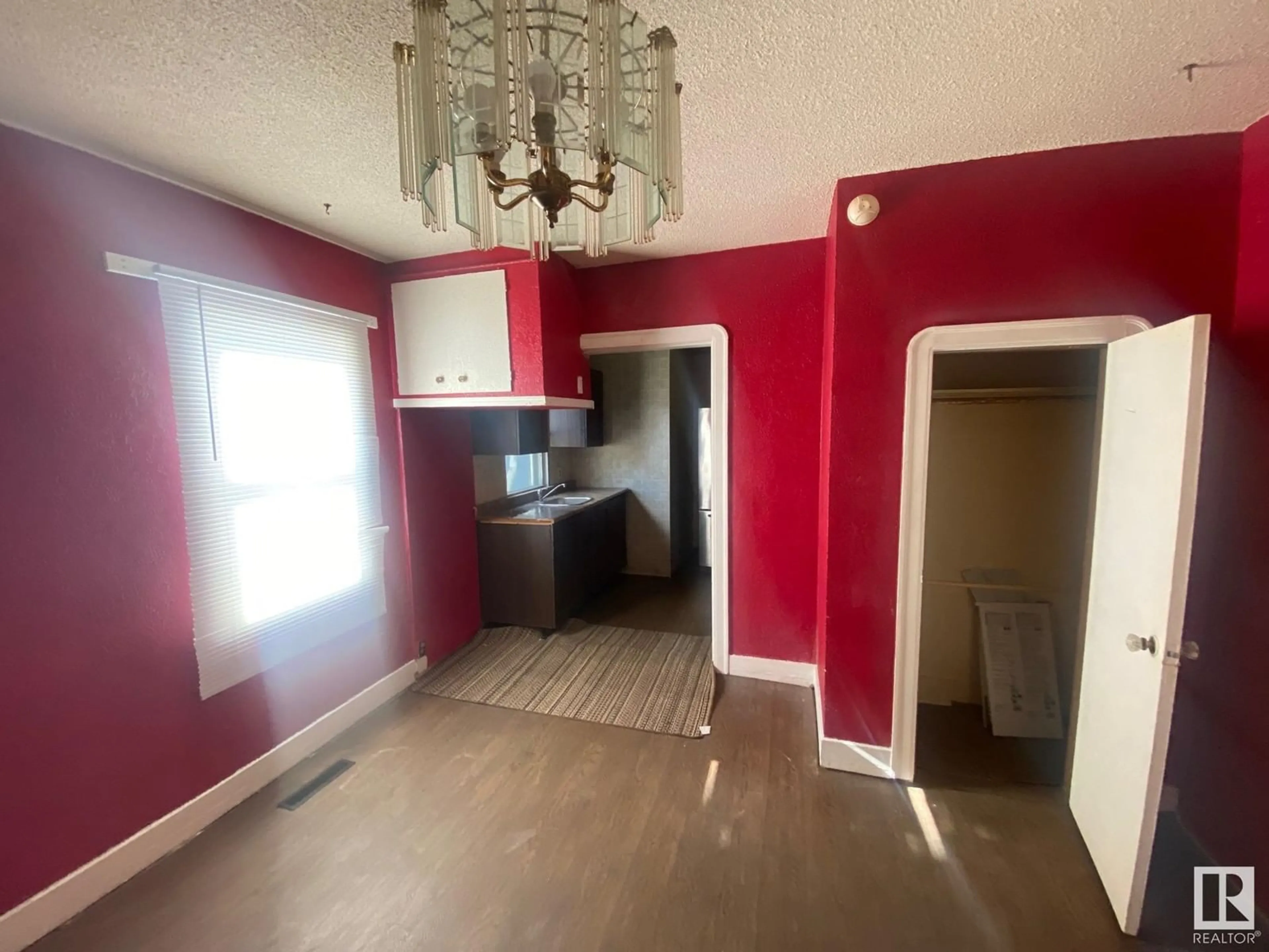 A pic of a room, unknown floor for 11523 91 ST NW, Edmonton Alberta T5B4A7