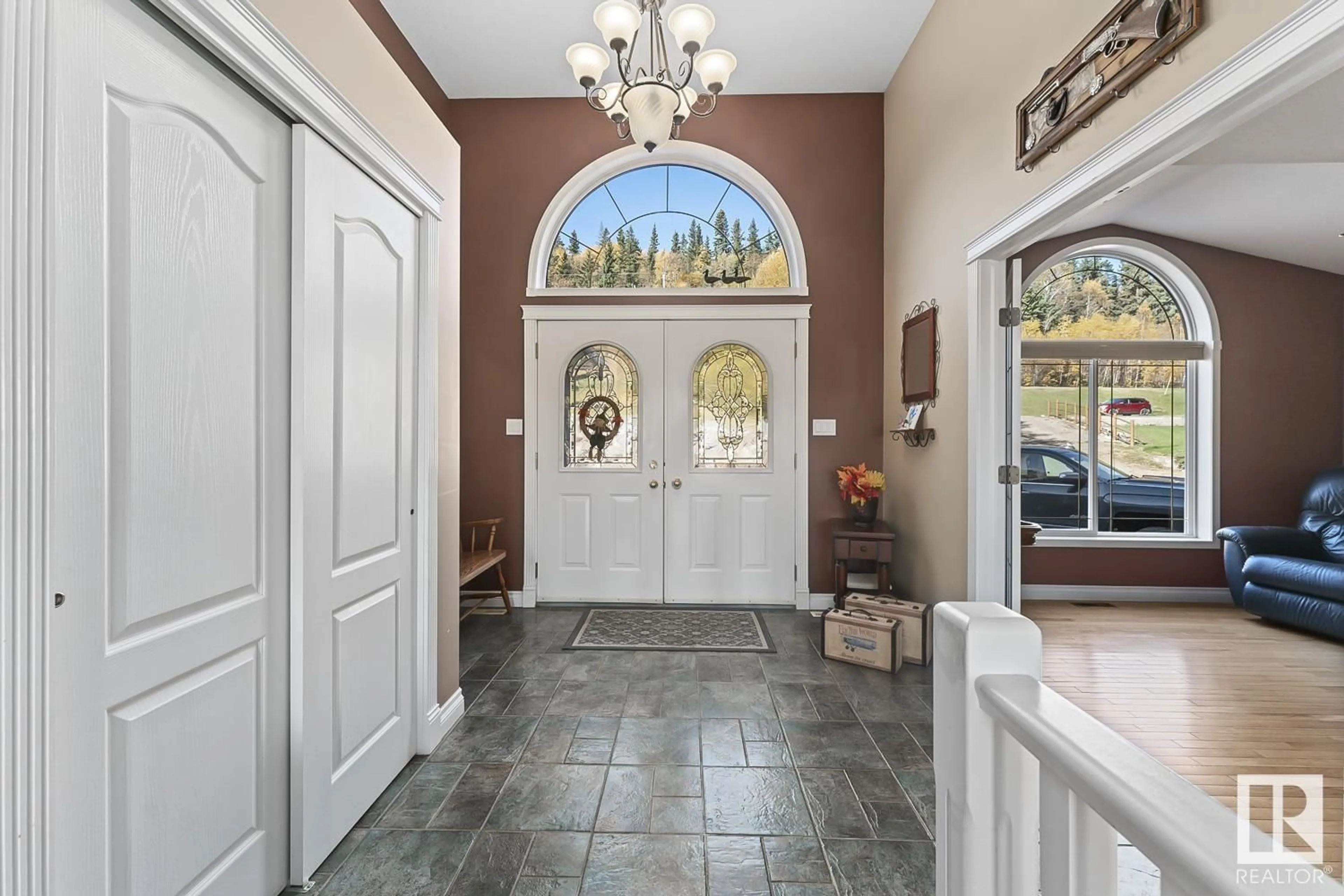 Indoor entryway, ceramic floors for 33 65311 RR 420, Rural Bonnyville M.D. Alberta T9M0P2