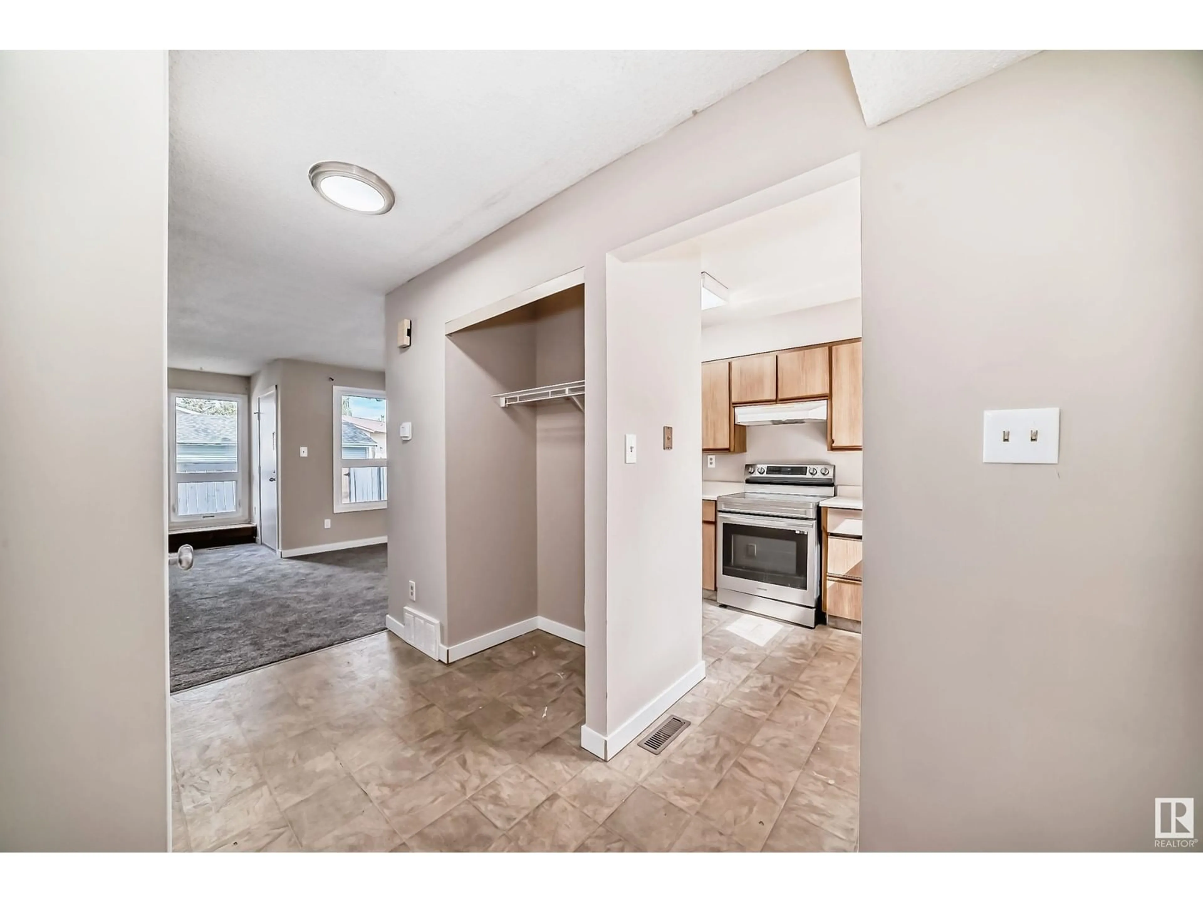 A pic of a room for #48 1904 48 ST NW, Edmonton Alberta T6L5H3