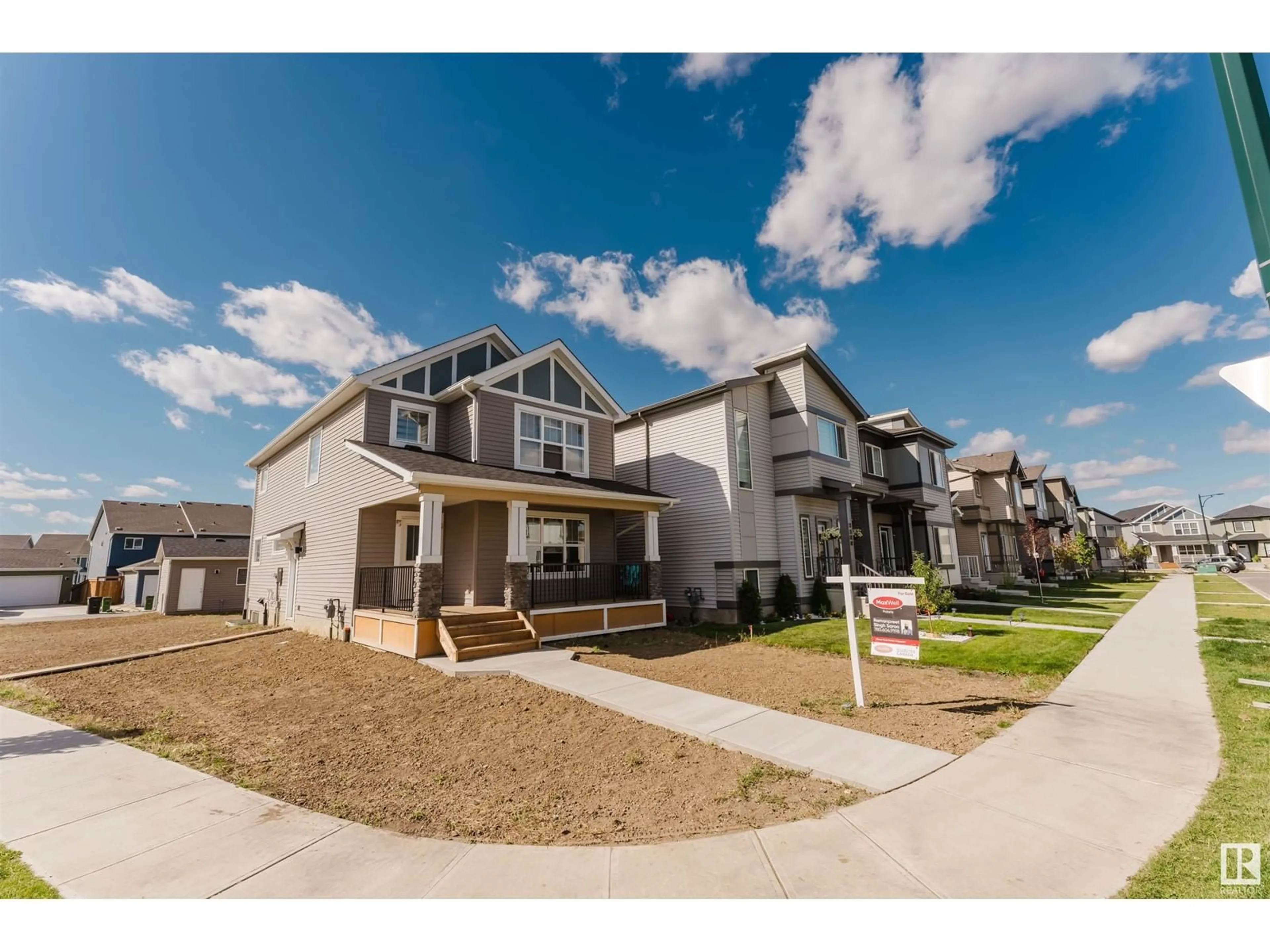 A pic from exterior of the house or condo, the street view for 3504 4 ST NW, Edmonton Alberta T6T2P8