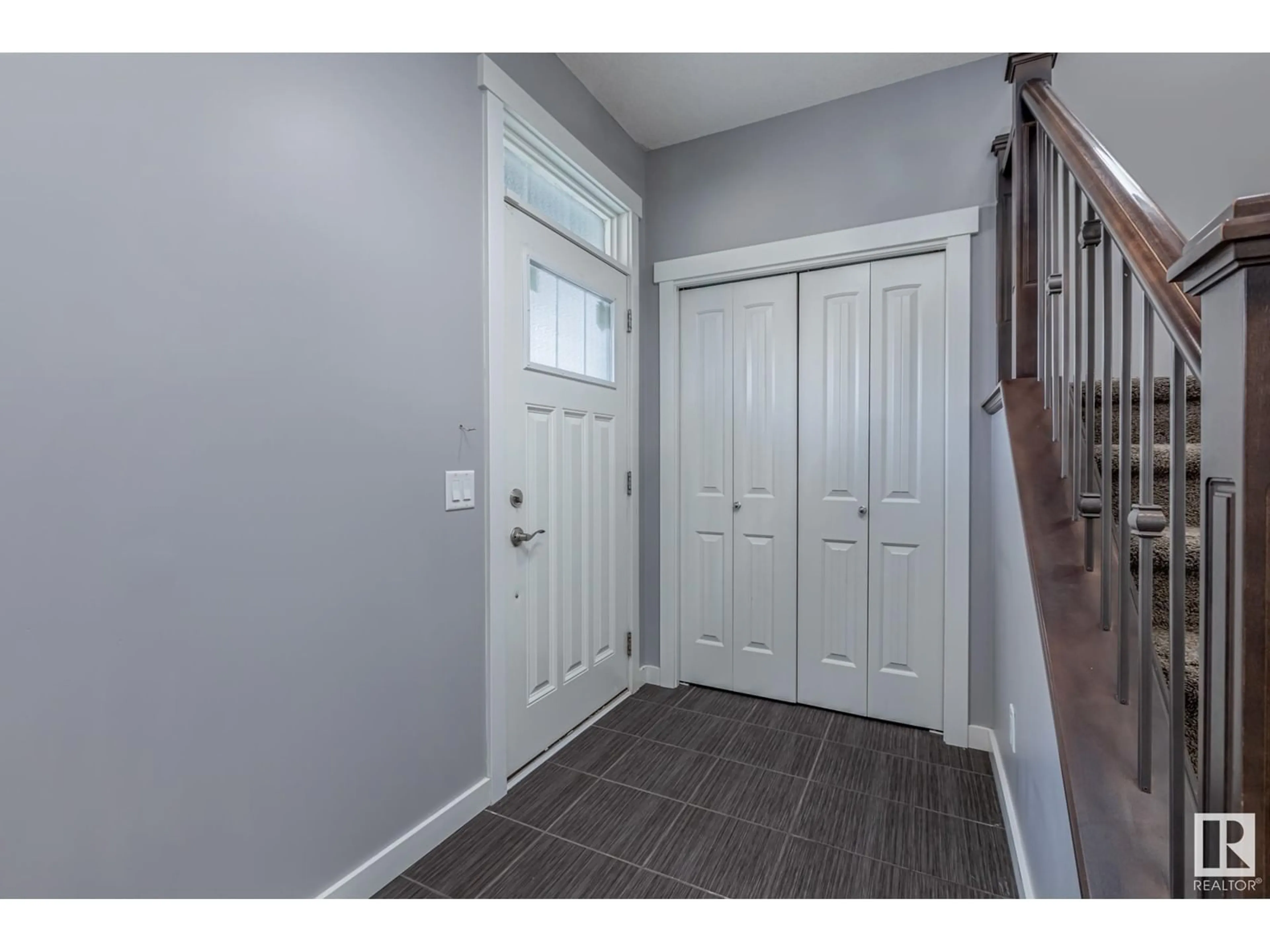 Indoor entryway, wood floors for 5108 CORVETTE ST NW, Edmonton Alberta T5E6T8