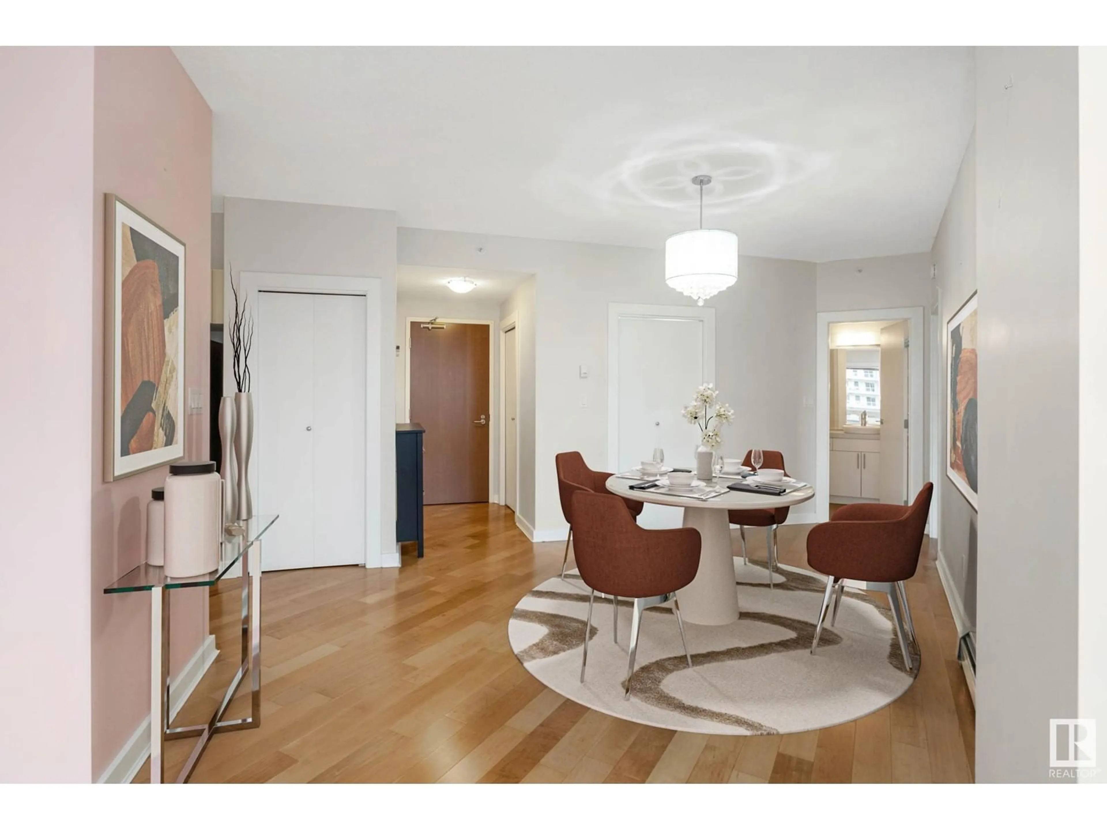 Dining room, wood floors for #706 10152 104 ST NW, Edmonton Alberta T5J0B5