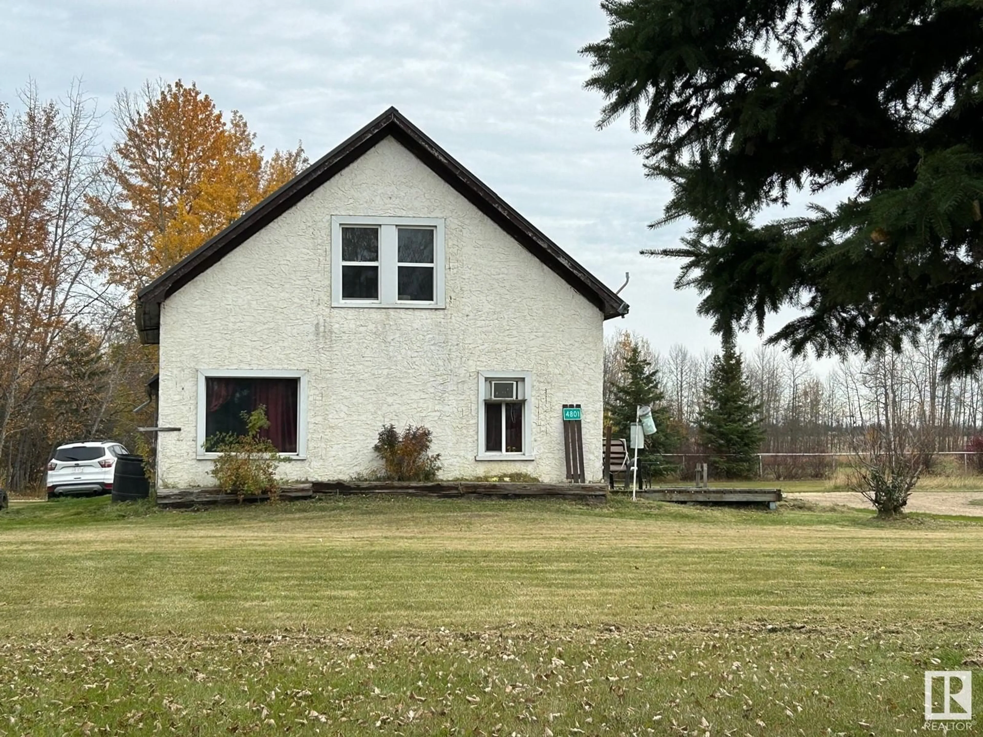 Frontside or backside of a home for 4801 50 ST, Pibroch Alberta T0G2L0