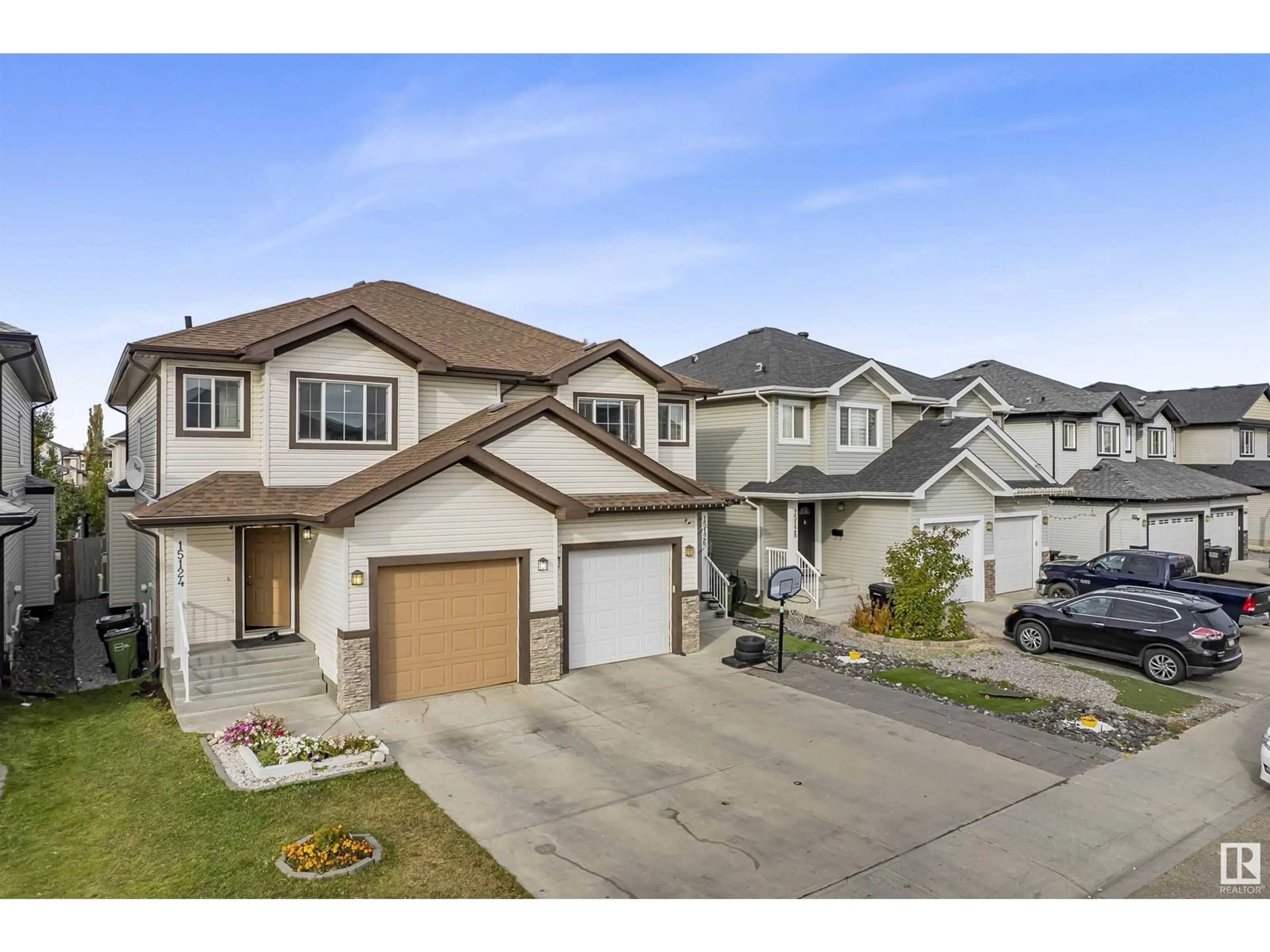 A pic from exterior of the house or condo, the street view for 15124 31 ST NW, Edmonton Alberta T5Y0S3