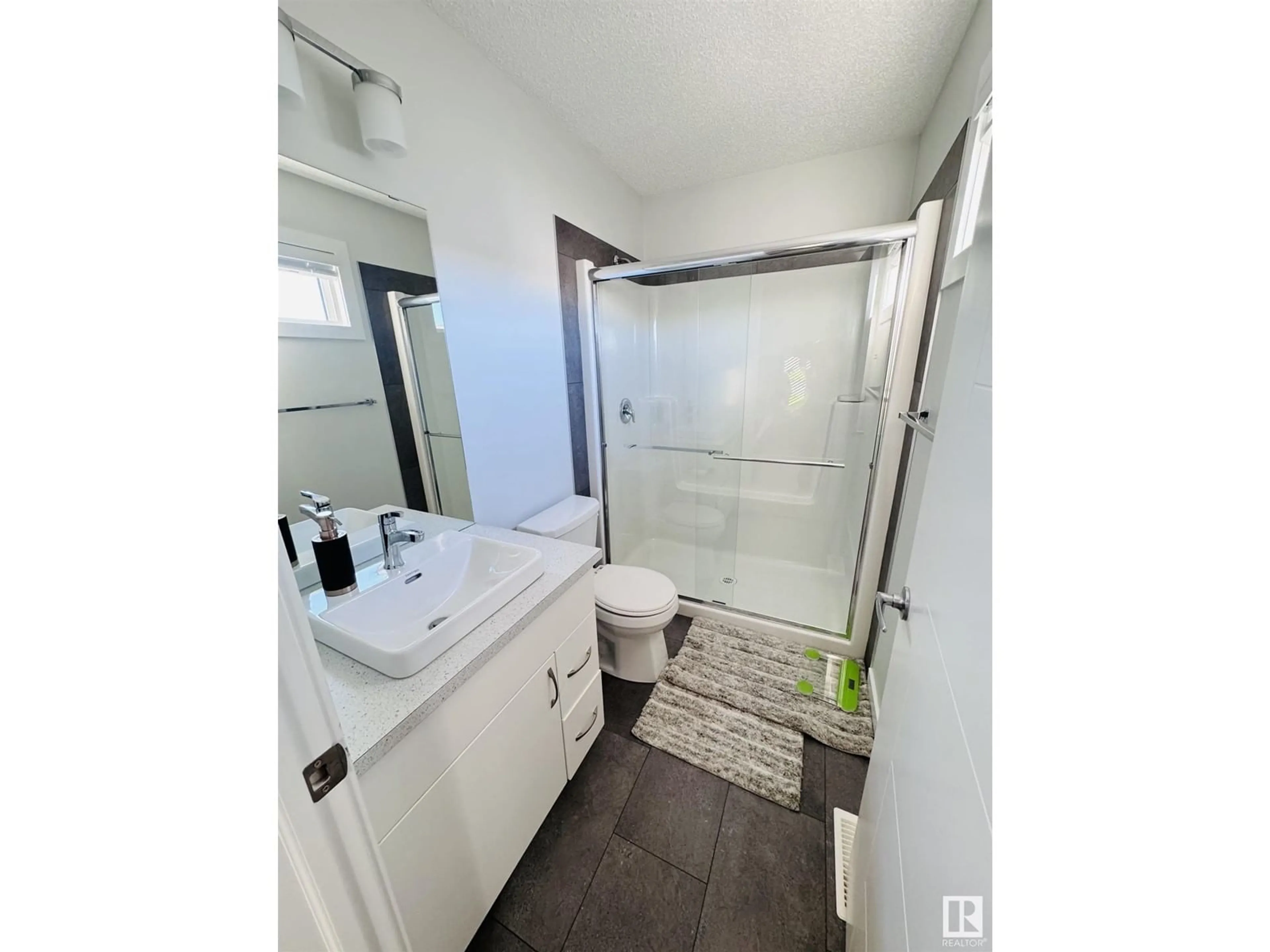 Bathroom, not visible floor for 3726 4 ST NW NW, Edmonton Alberta T6T2L8