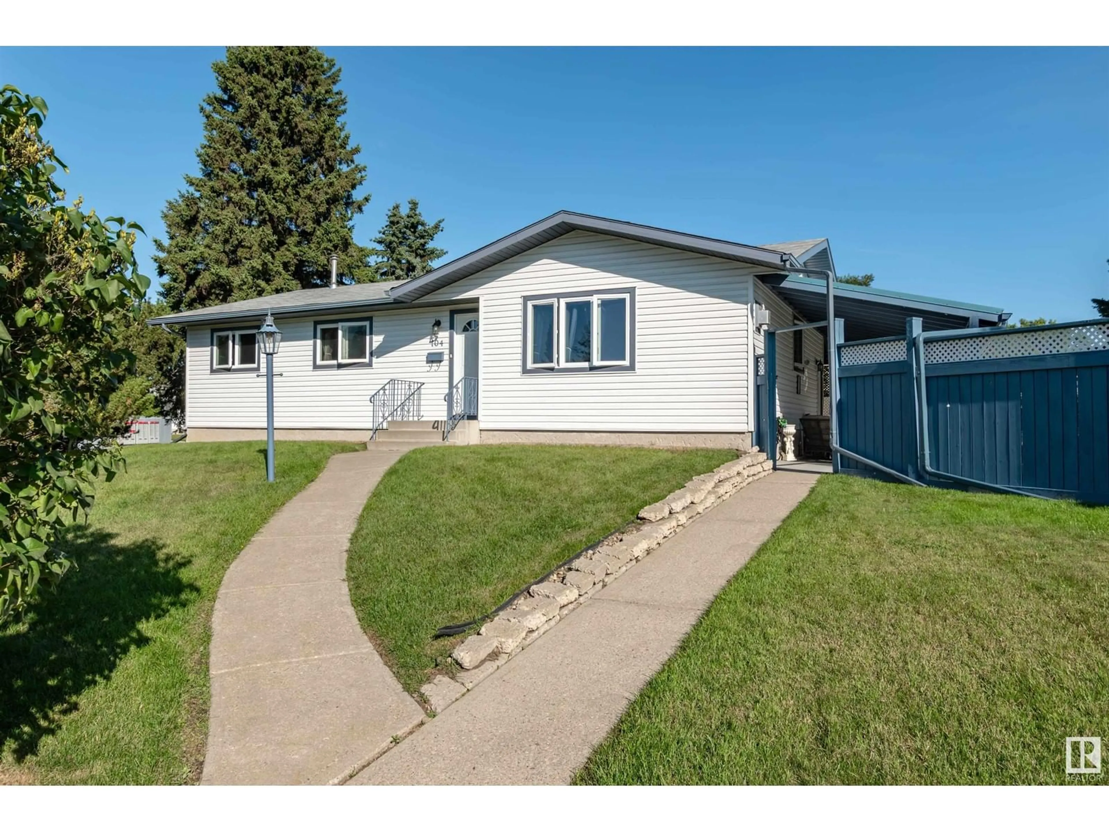 Frontside or backside of a home, cottage for 104 GEORGIAN WY, Sherwood Park Alberta T8A2V9