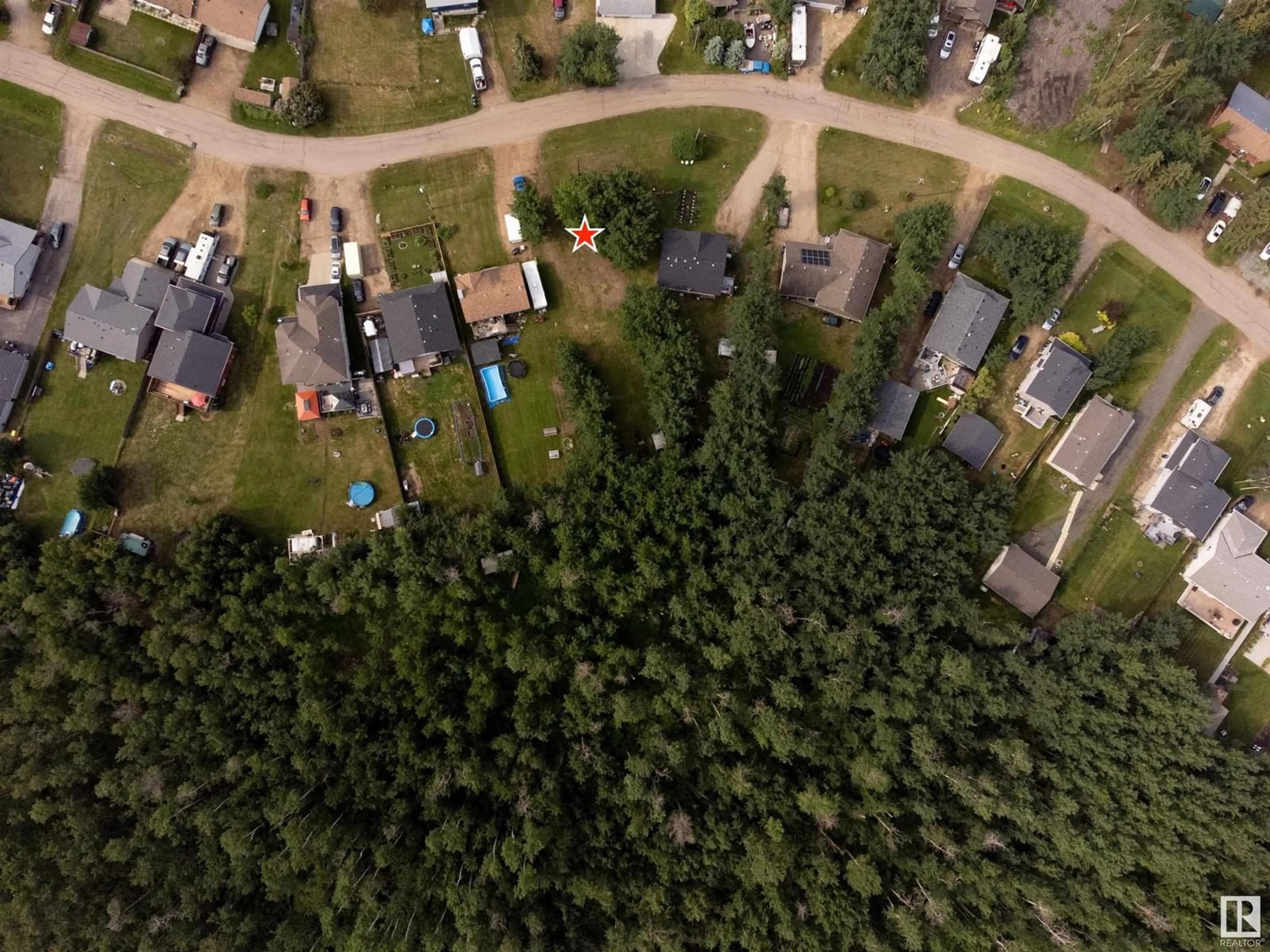 Frontside or backside of a home, the street view for #186 51551 Rge Rd 212A, Rural Strathcona County Alberta T8G1B2