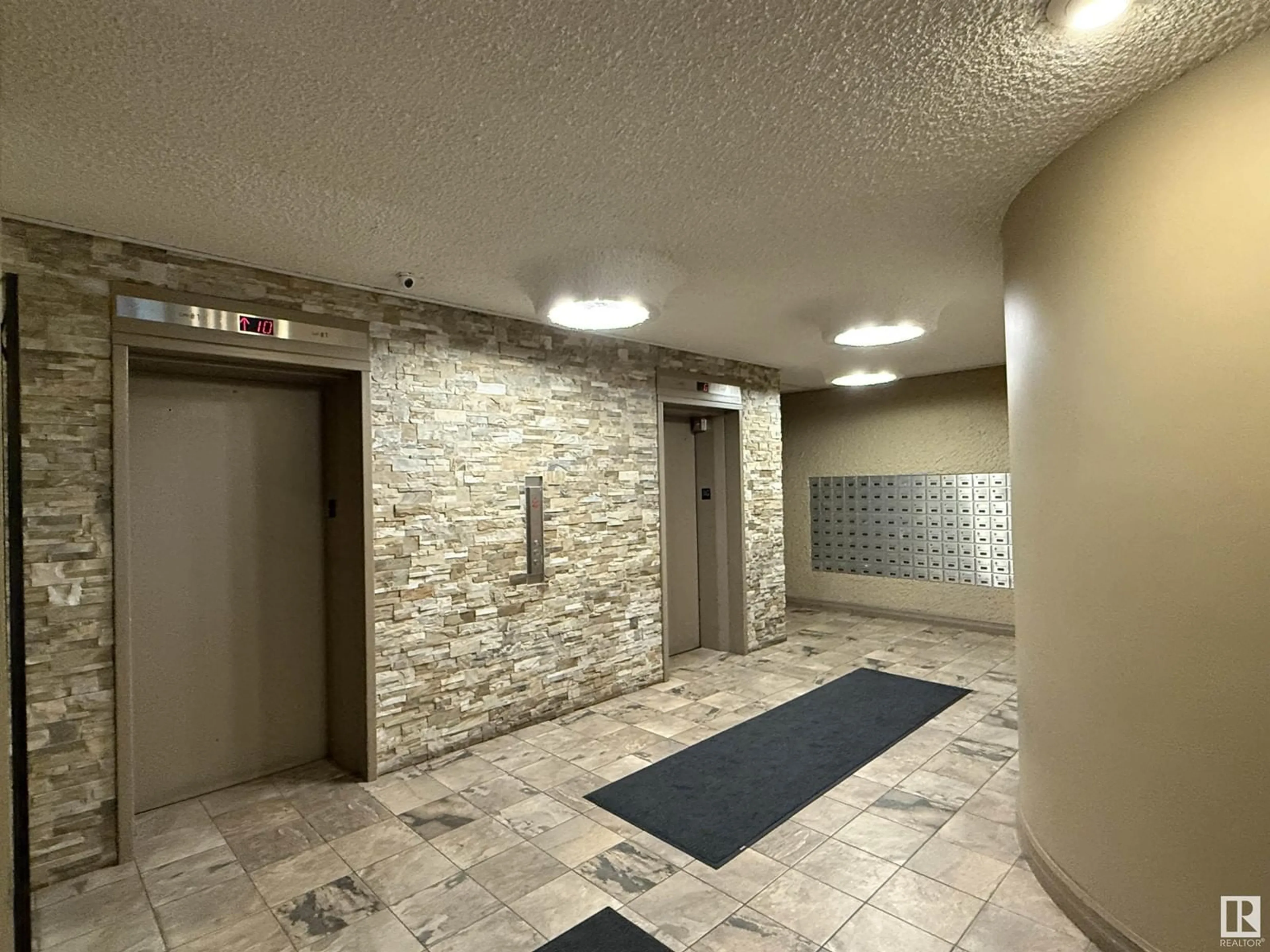 Indoor foyer, unknown floor for #401 10045 117 ST NW, Edmonton Alberta T5K1W8