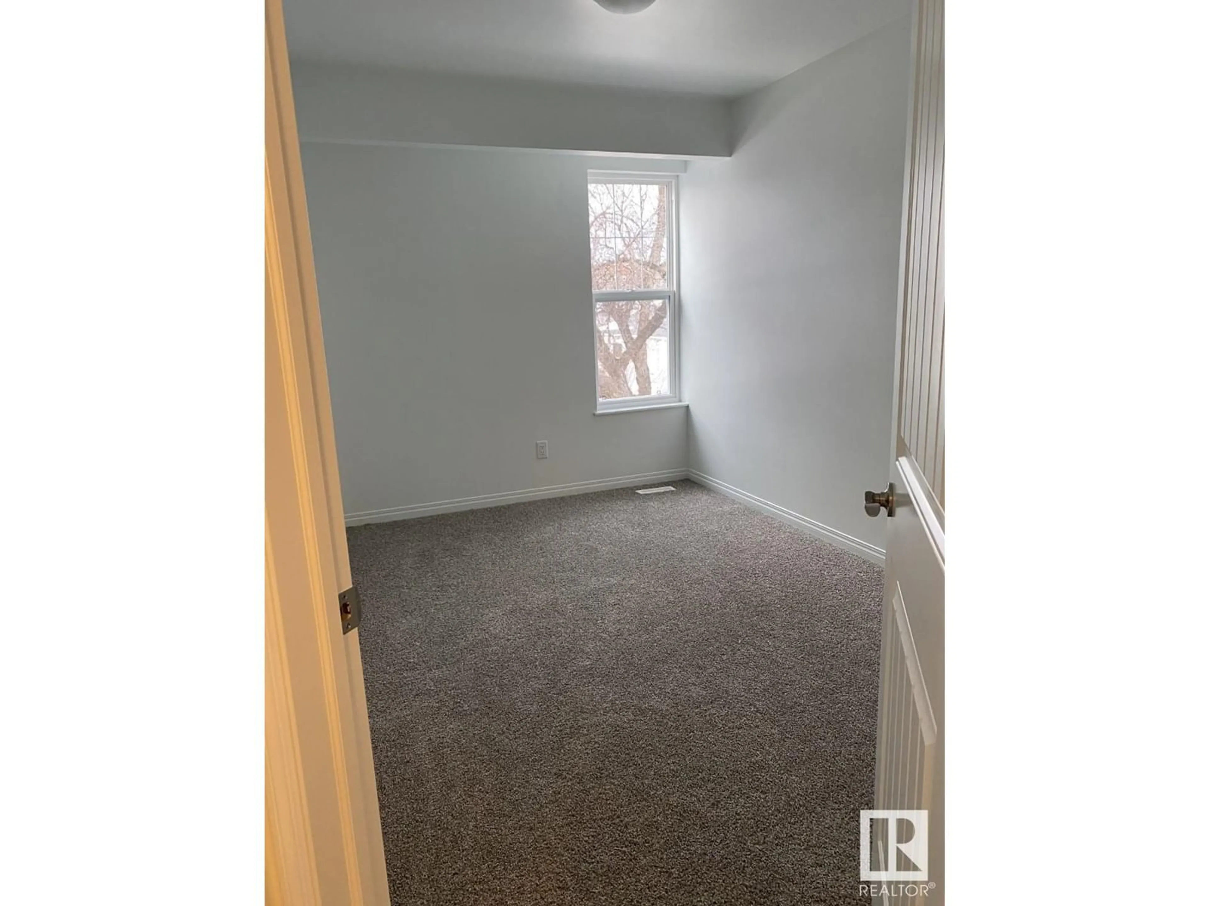 A pic of a room, unknown floor for 12208 41 ST NW, Edmonton Alberta T5W2M8