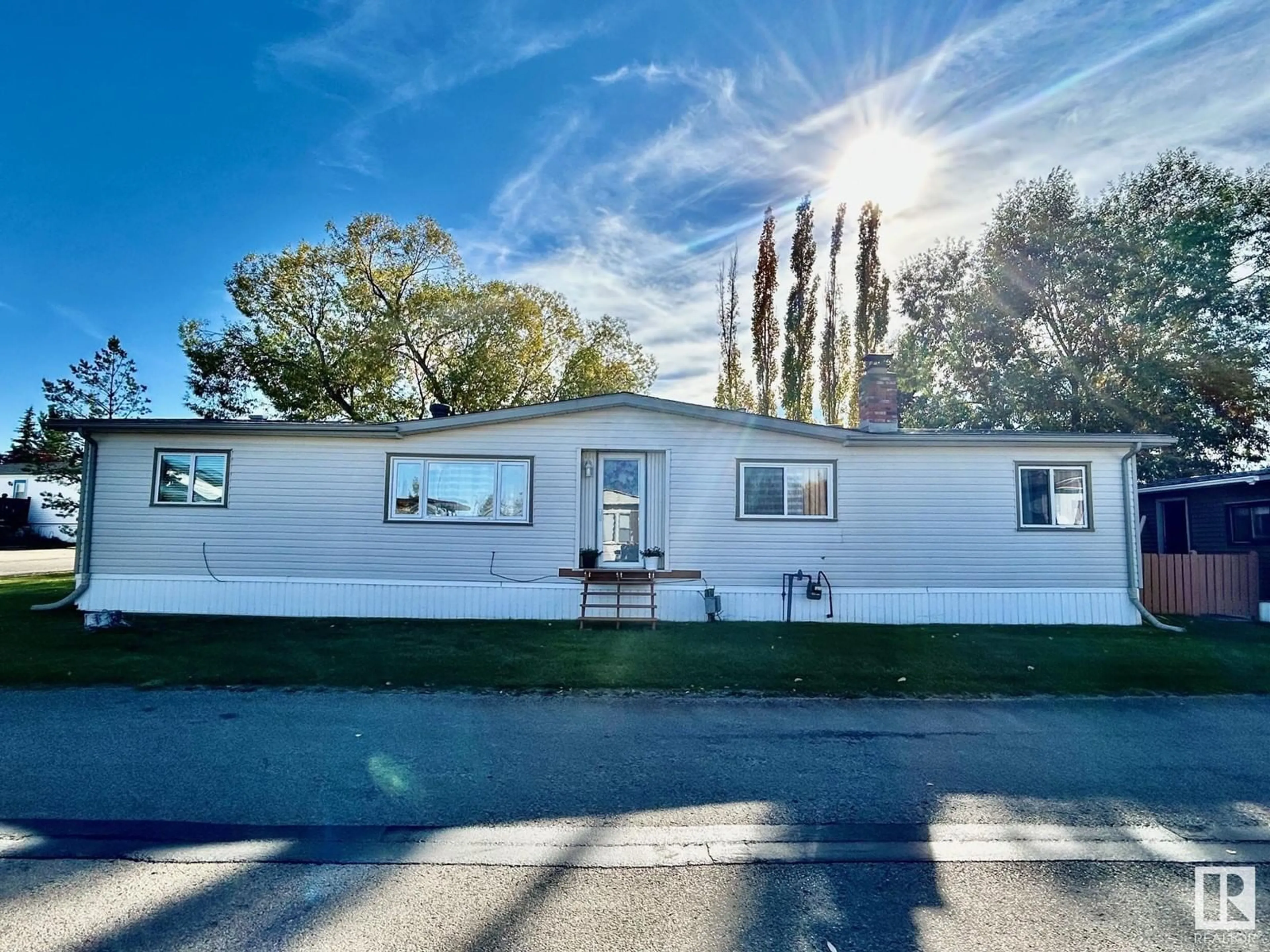 A pic from exterior of the house or condo, the street view for 777 53222 Range Road 272, Rural Parkland County Alberta T7X3R1