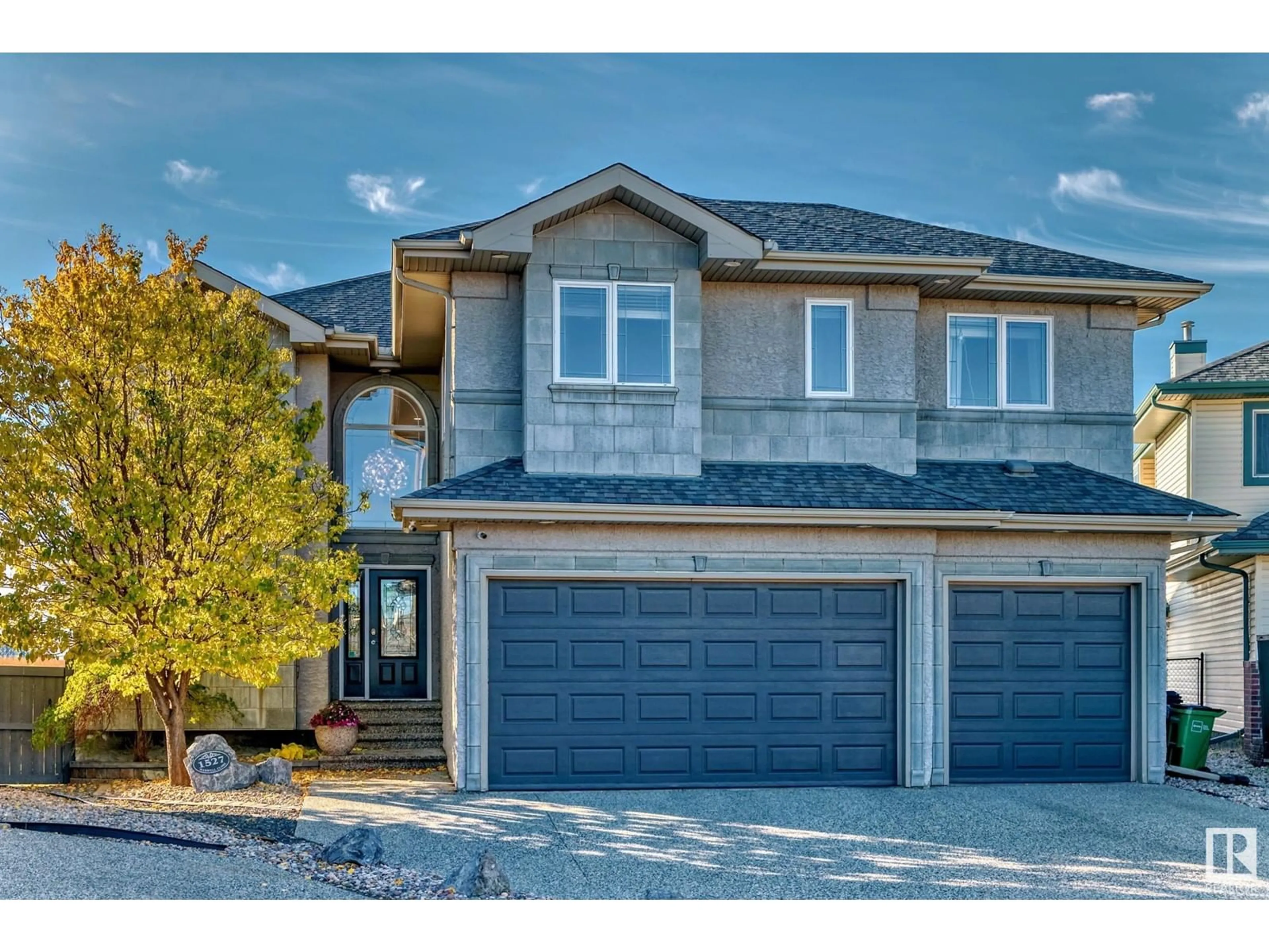 Frontside or backside of a home, the street view for 1527 HASWELL CL NW, Edmonton Alberta T6R3J4