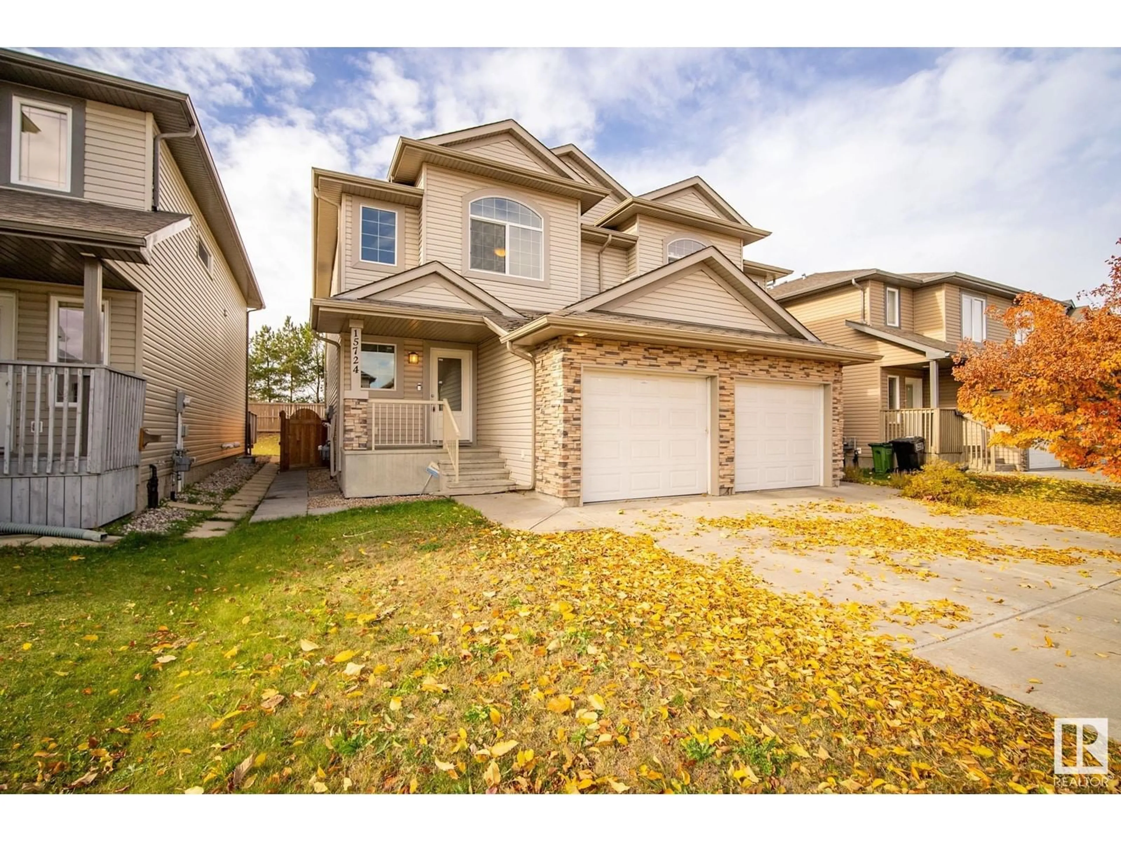 A pic from exterior of the house or condo, the street view for 15724 95 ST NW, Edmonton Alberta T5Z0G1