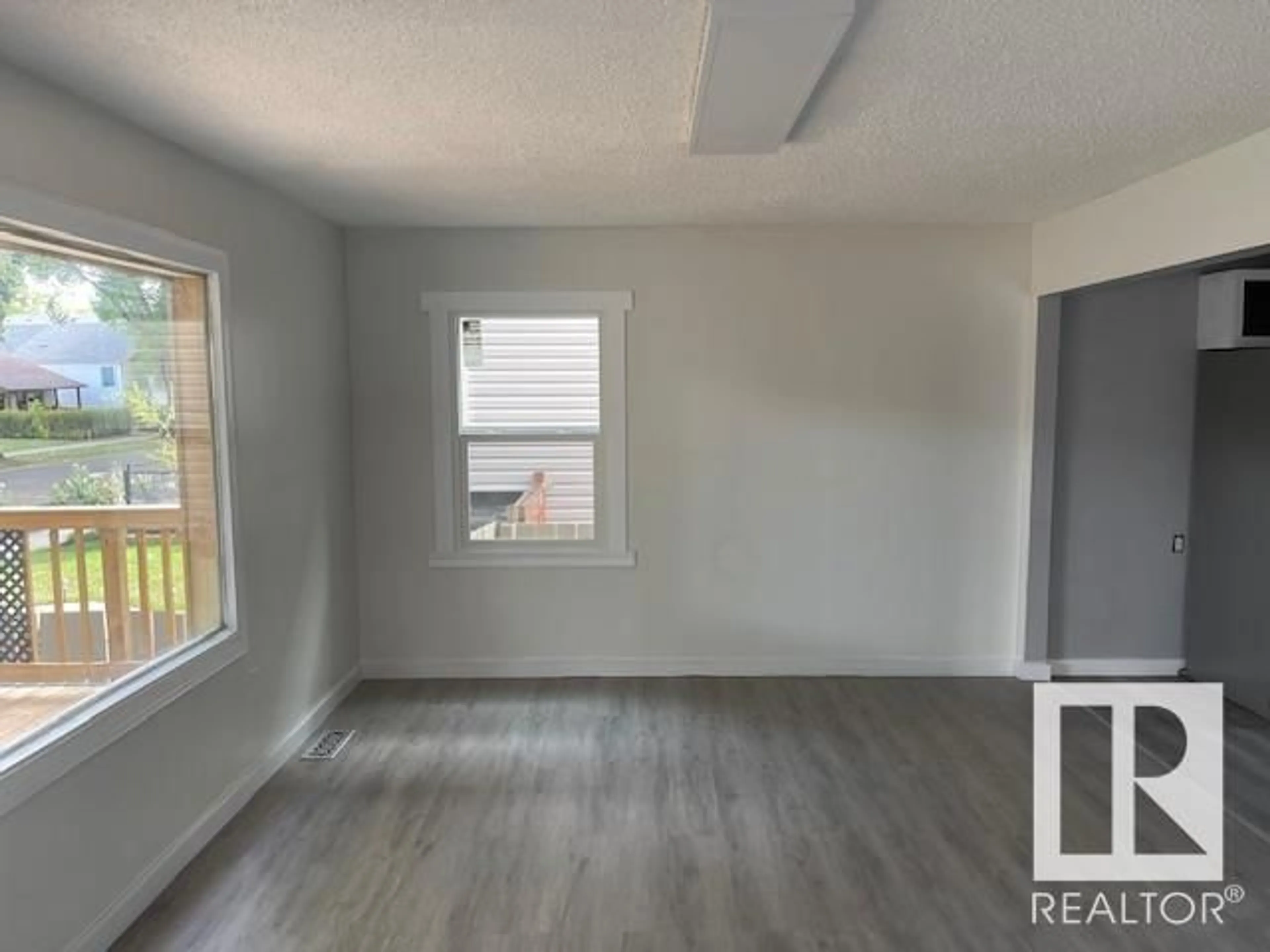 A pic of a room for 11532 88 ST NE NW, Edmonton Alberta T5B3R3