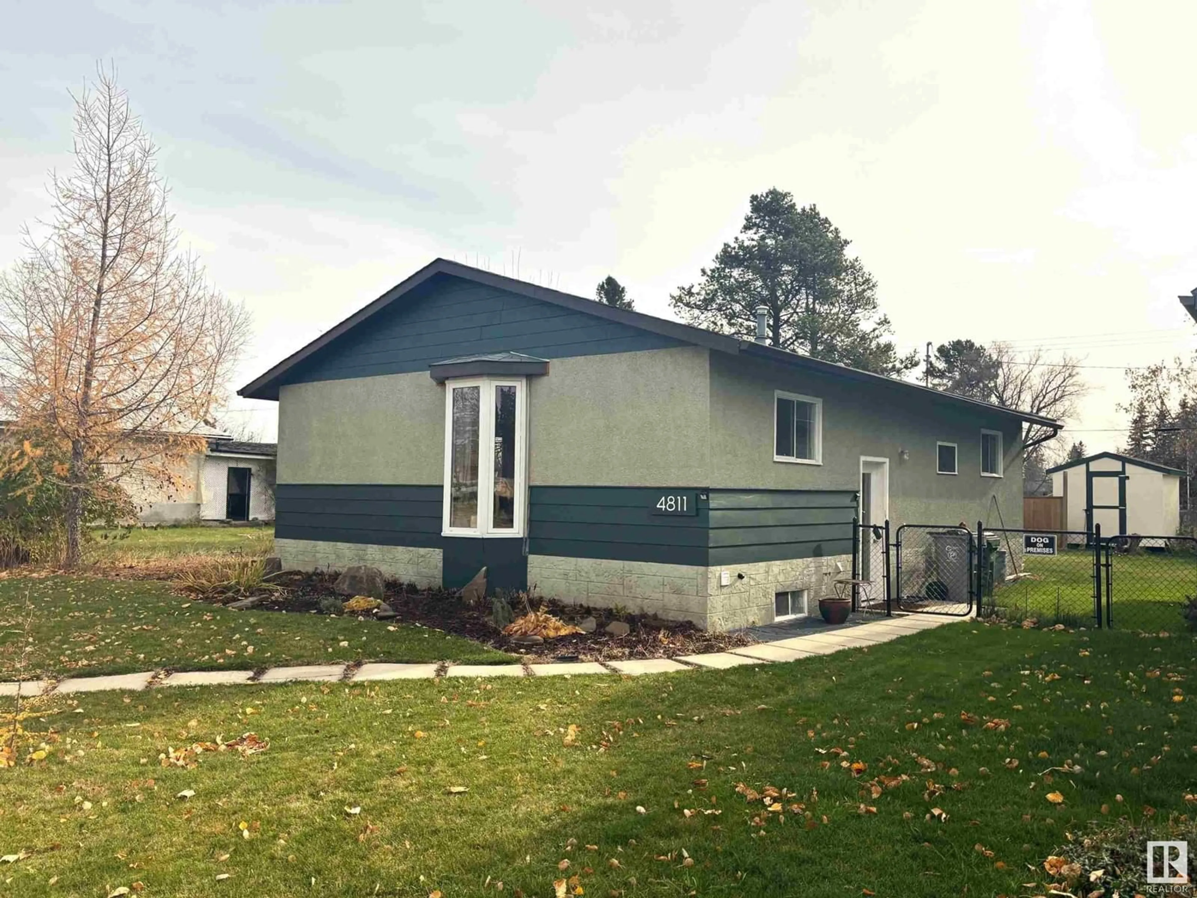 Frontside or backside of a home, cottage for 4811 50 Ave, Breton Alberta T0C0P0