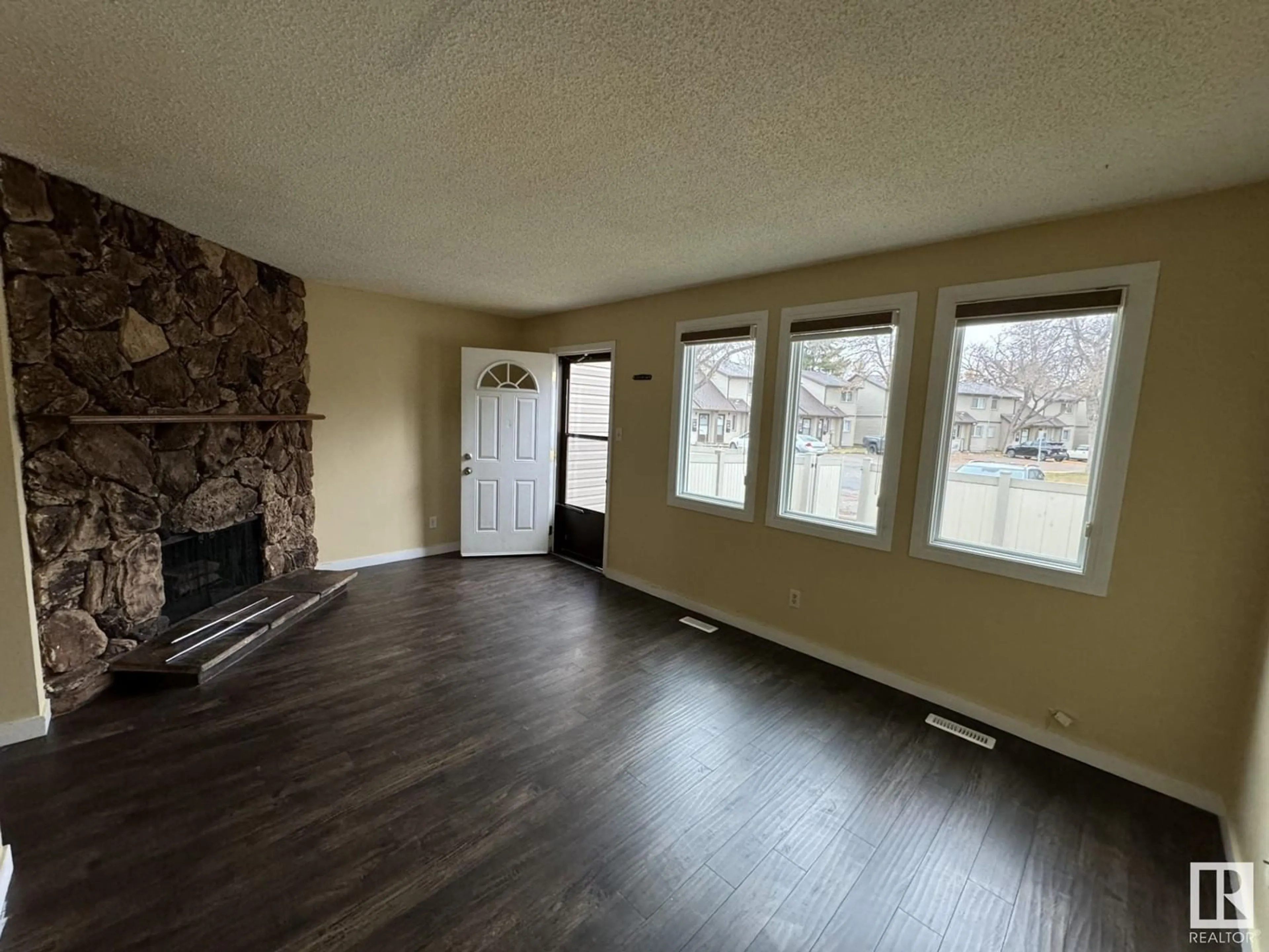 A pic of a room, wood floors for 1295 HOOKE RD NW, Edmonton Alberta T5A4A5