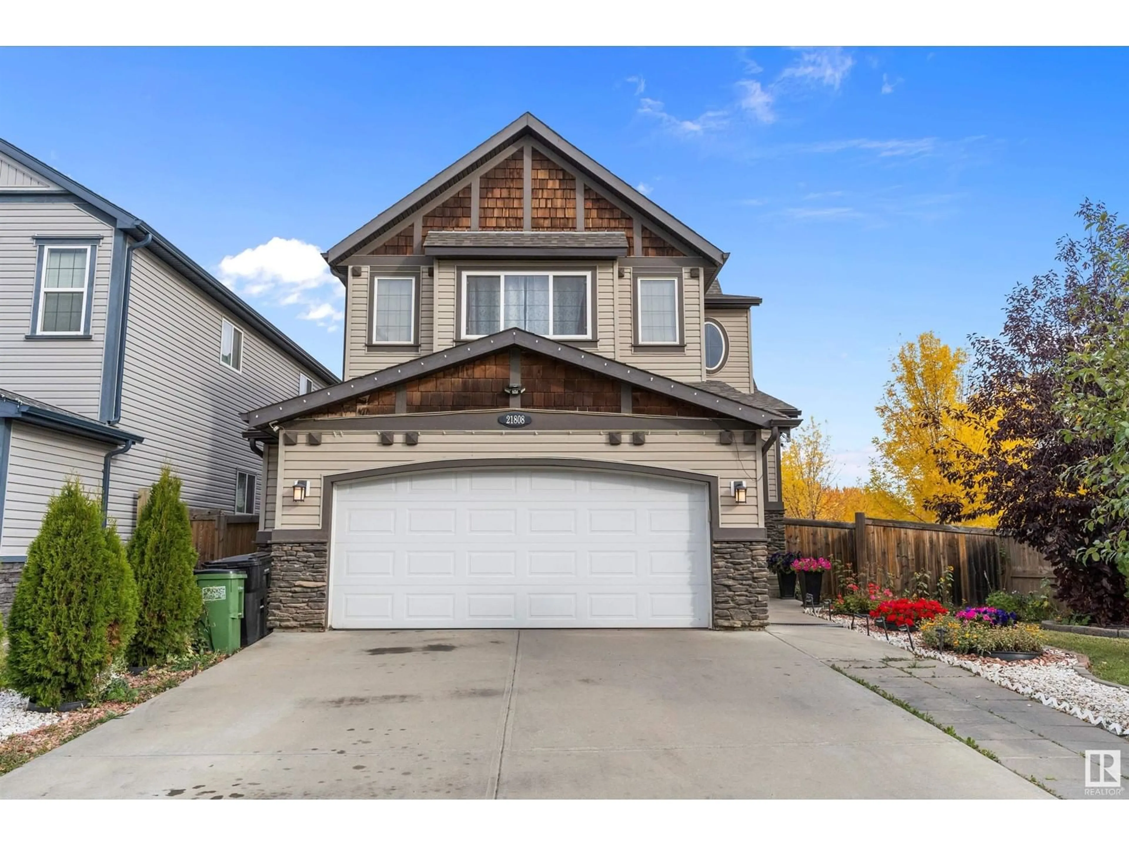 Frontside or backside of a home, the street view for 21808 97 AV NW, Edmonton Alberta T5T4H6