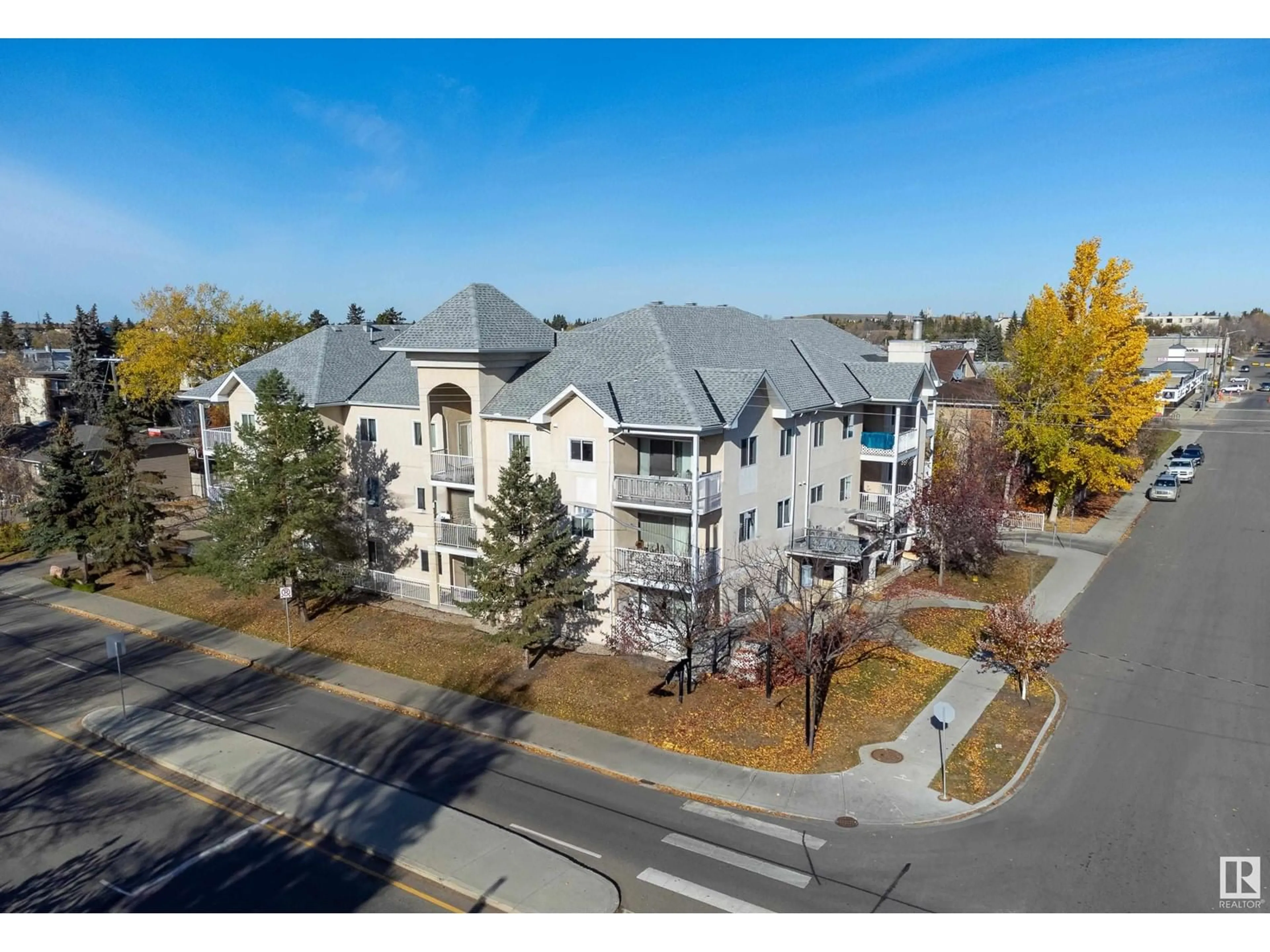 A pic from exterior of the house or condo, the front or back of building for #201 10008 151 ST NW, Edmonton Alberta T5P1T3