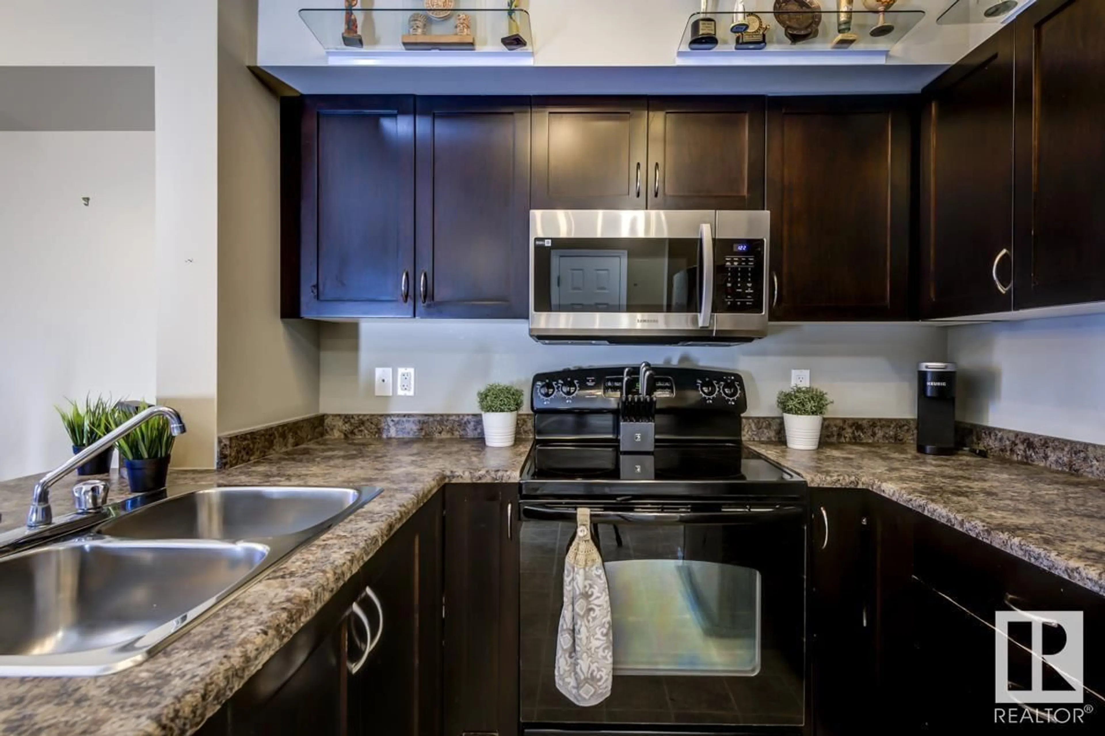 Open concept kitchen for #220 42 SUMMERWOOD BV, Sherwood Park Alberta T8H0C3