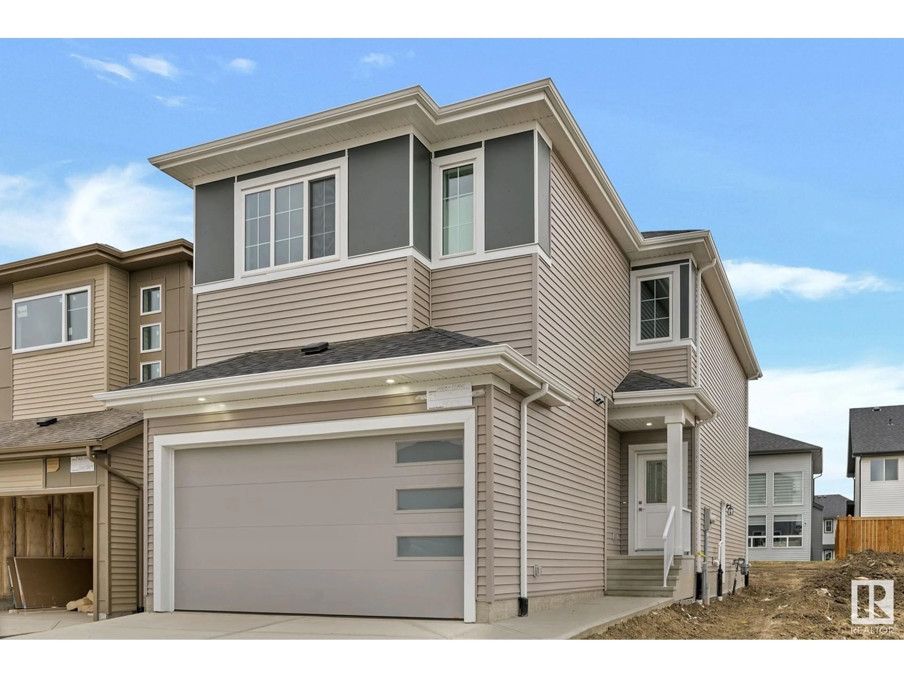 A pic from exterior of the house or condo for 1420 11 AV NW, Edmonton Alberta T6T2W4