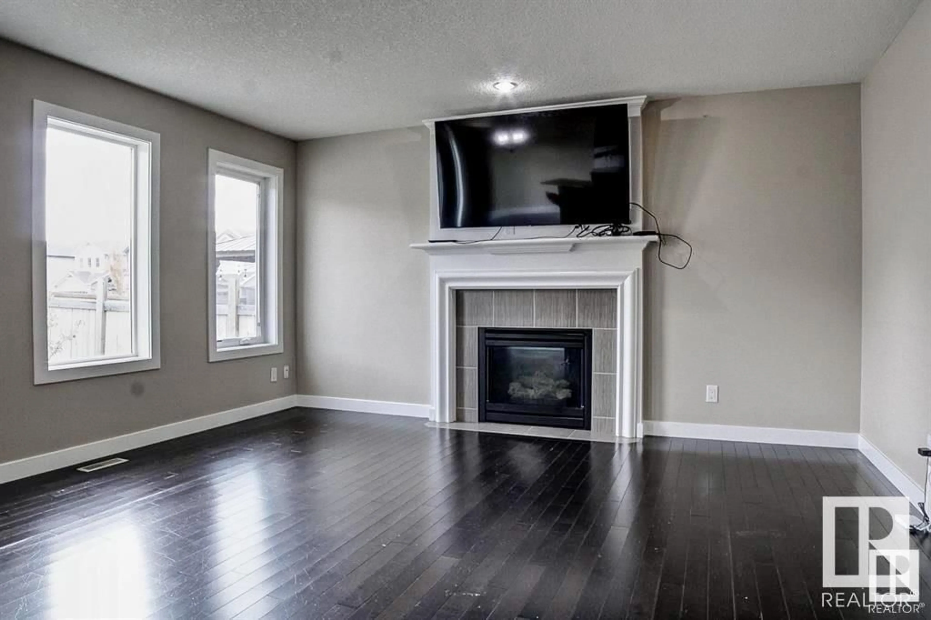 Living room, wood floors for 1739 60 ST SW, Edmonton Alberta T6X0W4