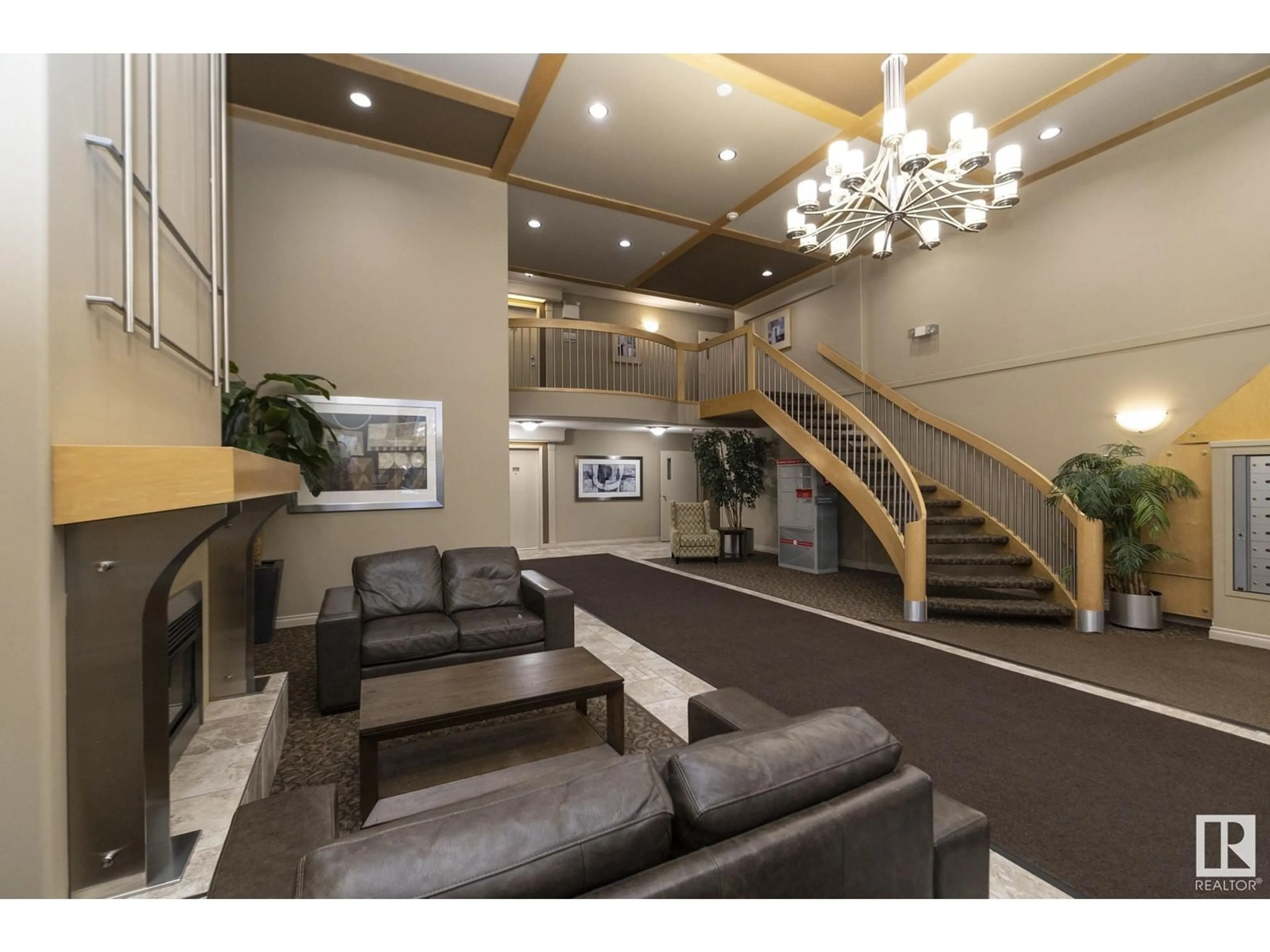 Indoor lobby for #407 10311 111 ST NW NW, Edmonton Alberta T5K2Y8