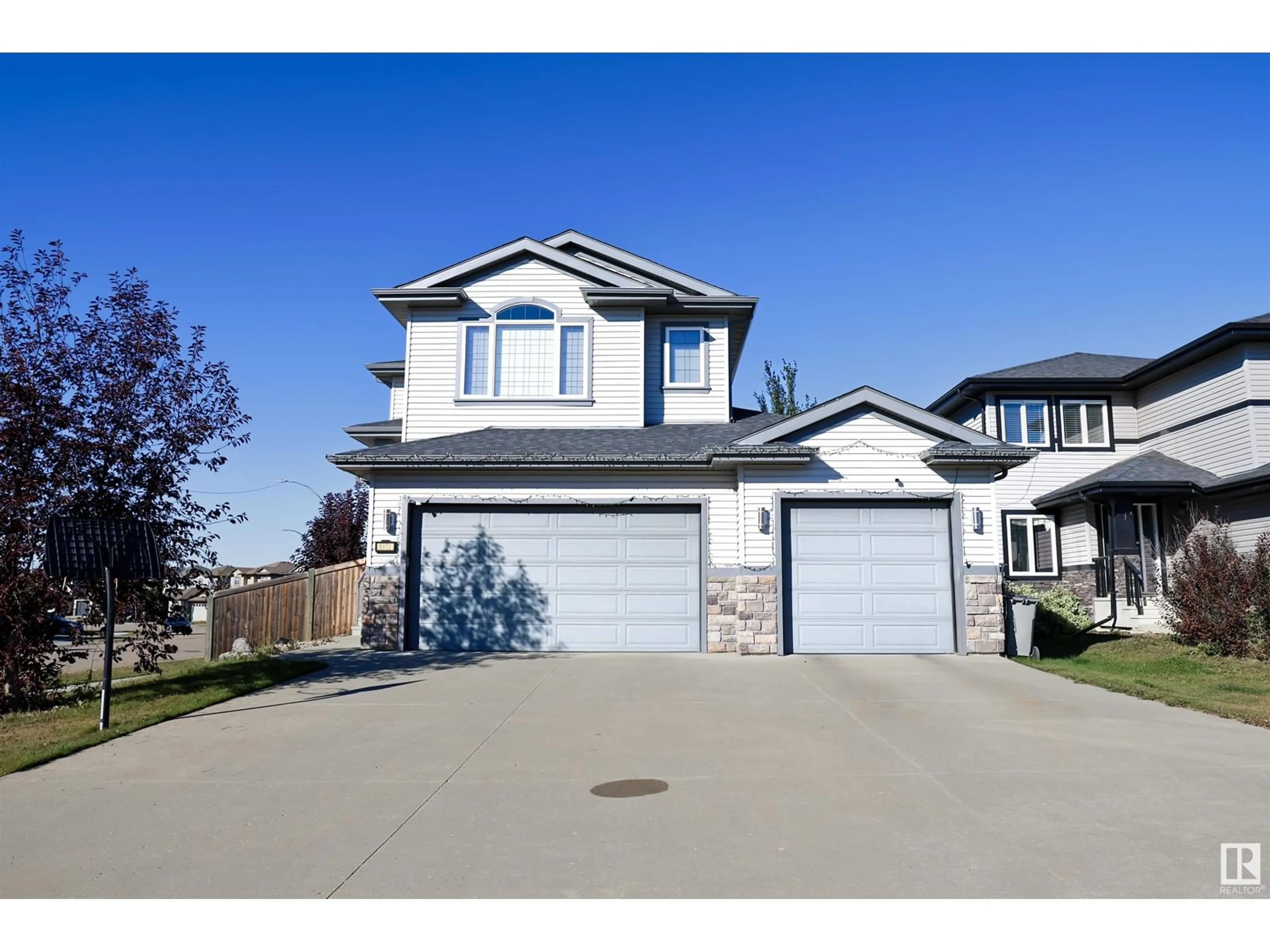 Frontside or backside of a home, the street view for 8402 94 ST, Morinville Alberta T8R0A7