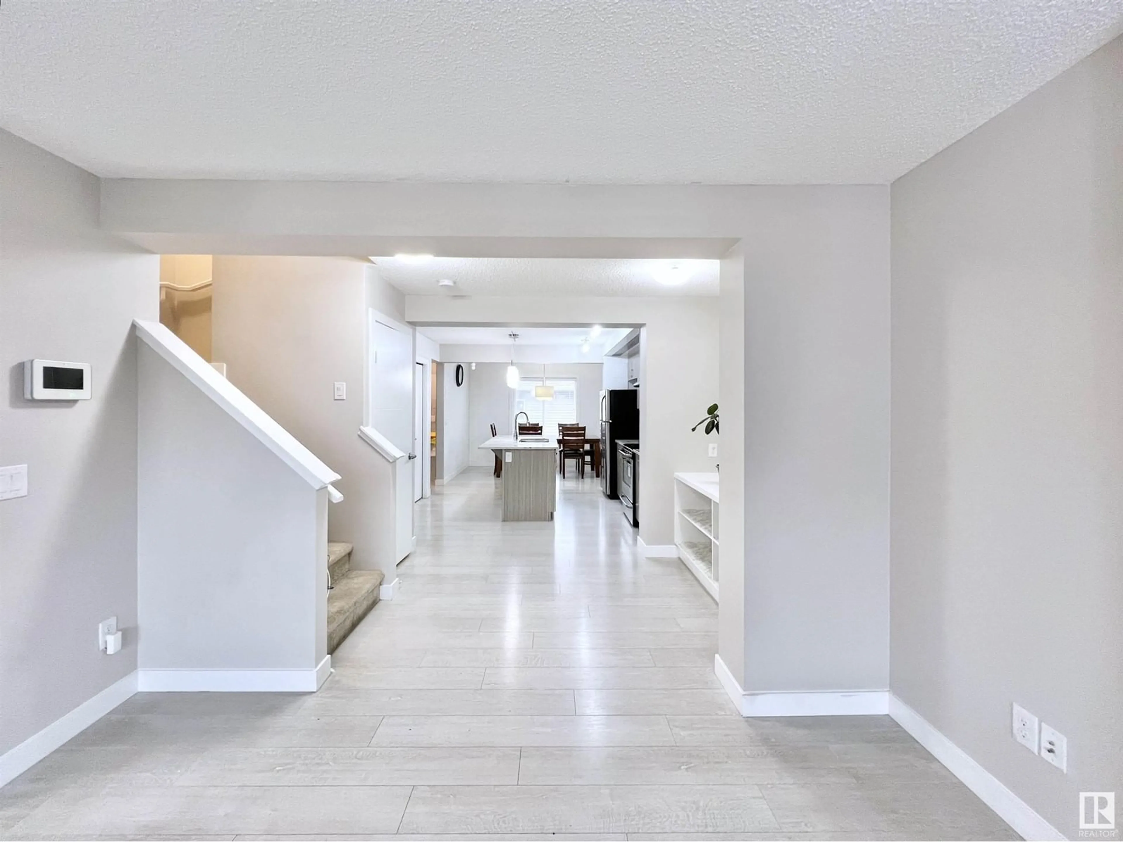 Indoor foyer, cement floor for 299 EDGEMONT RD NW, Edmonton Alberta T6M0V5