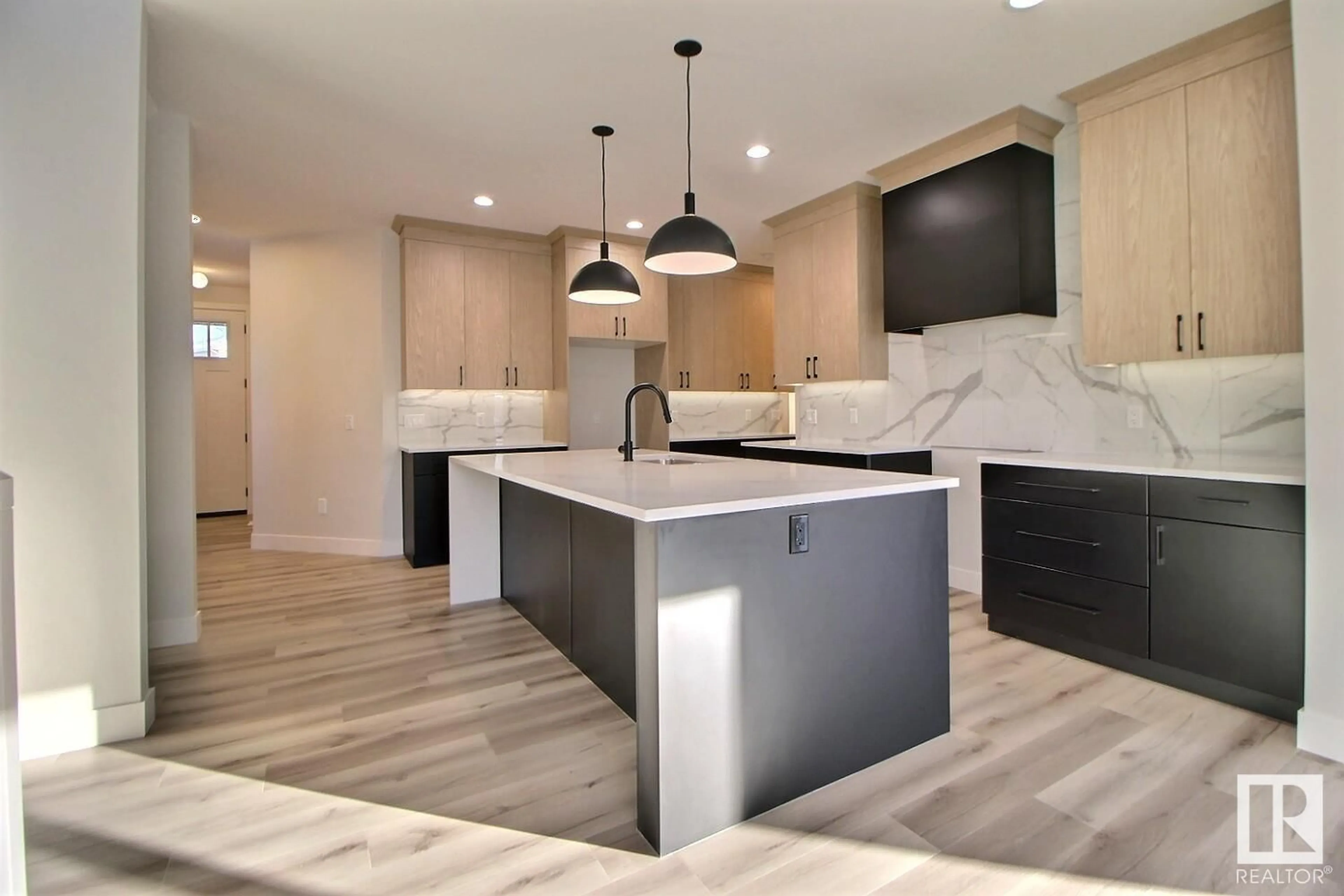 Open concept kitchen for 14 ELDERBERRY PT, Fort Saskatchewan Alberta T8L0X8