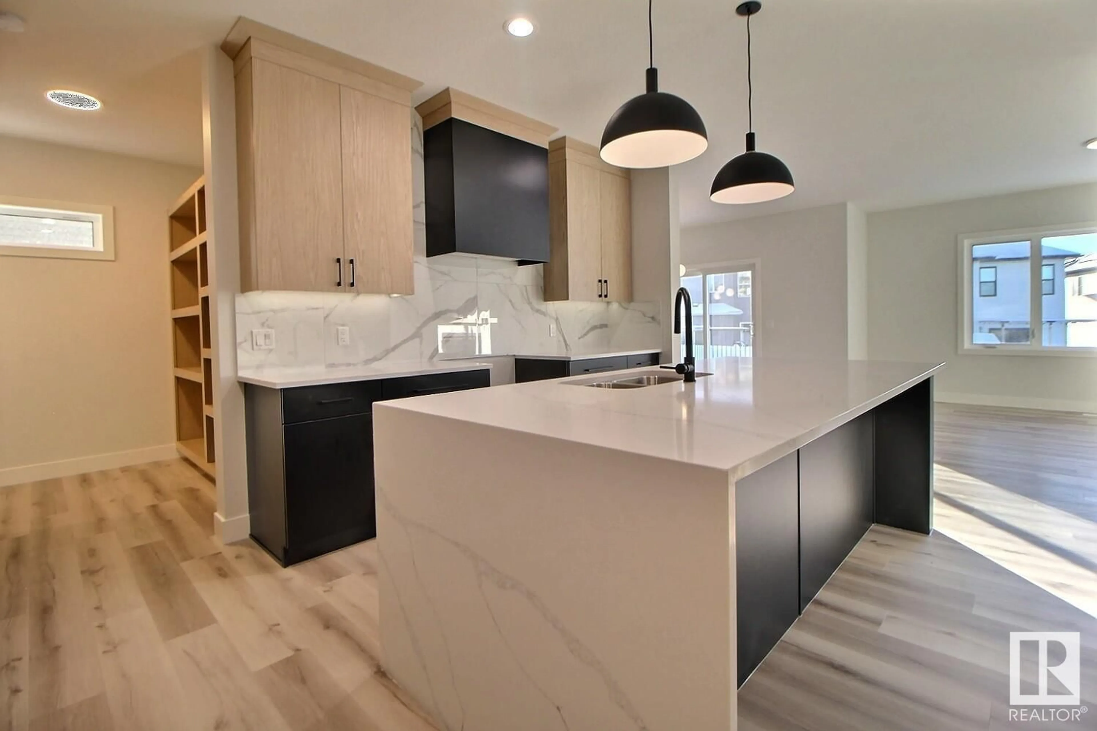 Contemporary kitchen, wood floors, mountain for 14 ELDERBERRY PT, Fort Saskatchewan Alberta T8L0X8