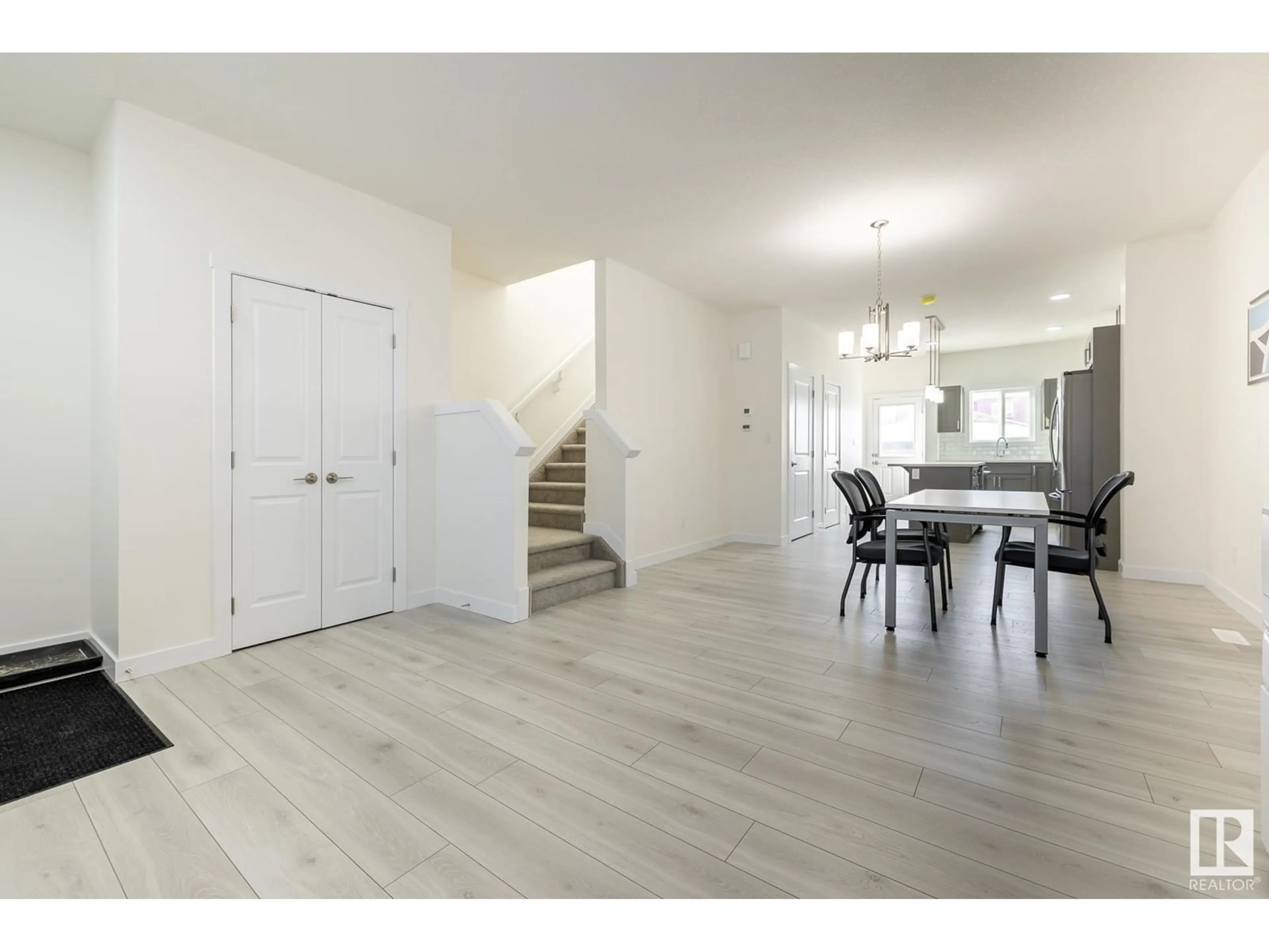 Indoor entryway, wood floors for 97 FENWYCK BV, Spruce Grove Alberta T7X3G7