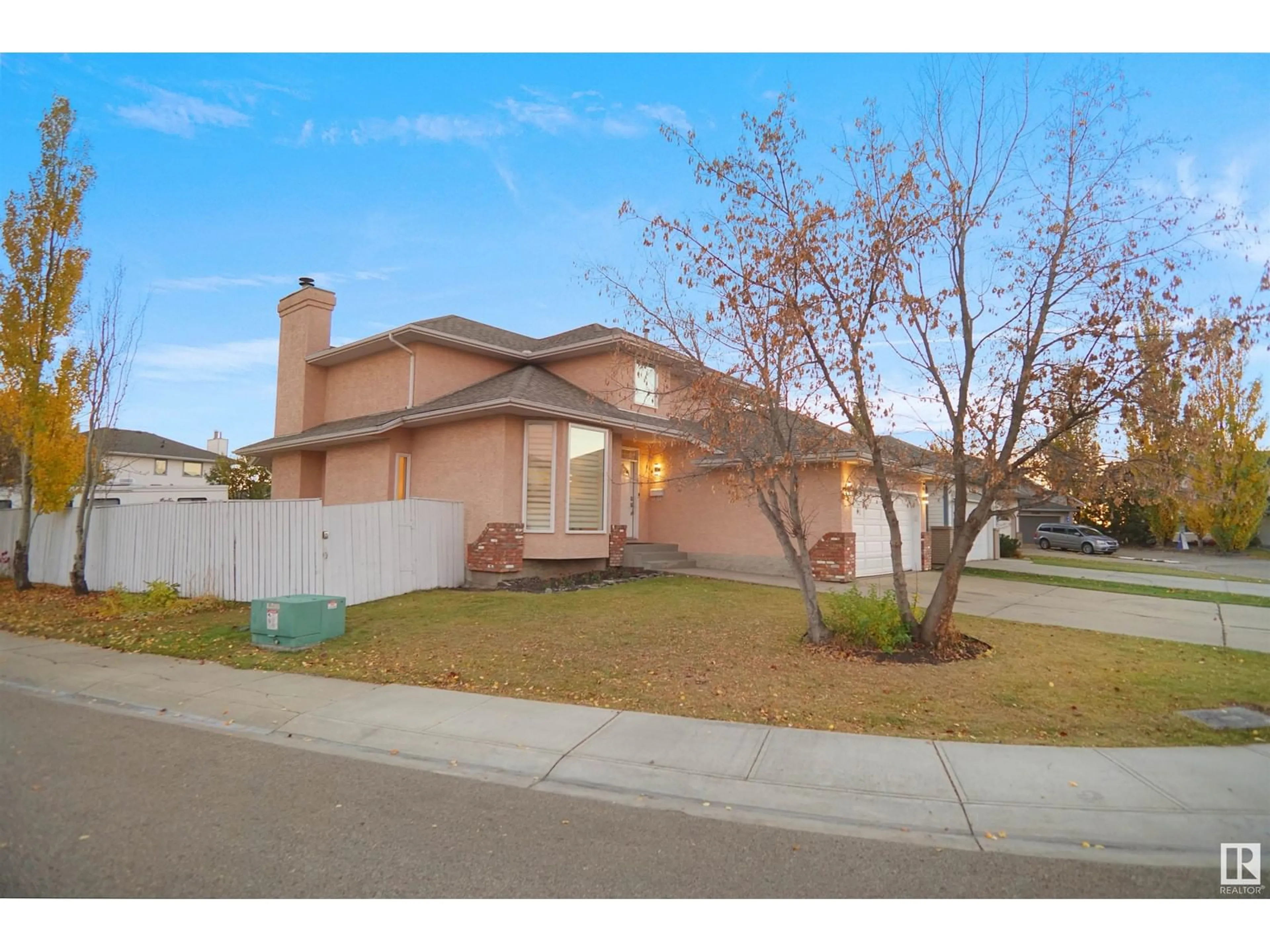 Frontside or backside of a home, the street view for 15436 65 ST NW, Edmonton Alberta T5Y2N7