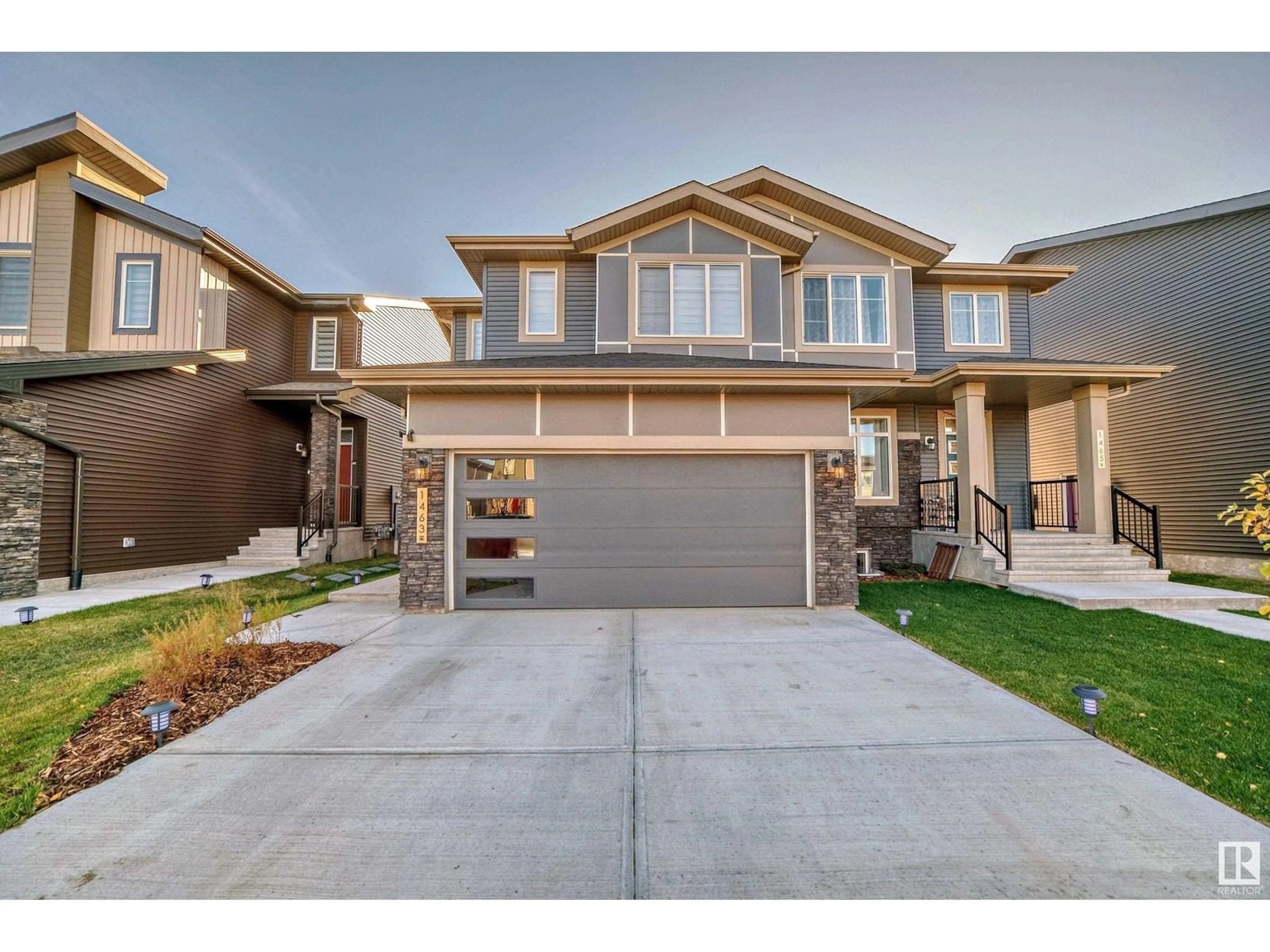 Frontside or backside of a home, the street view for 1463 KESWICK DR SW, Edmonton Alberta T6W4Y8