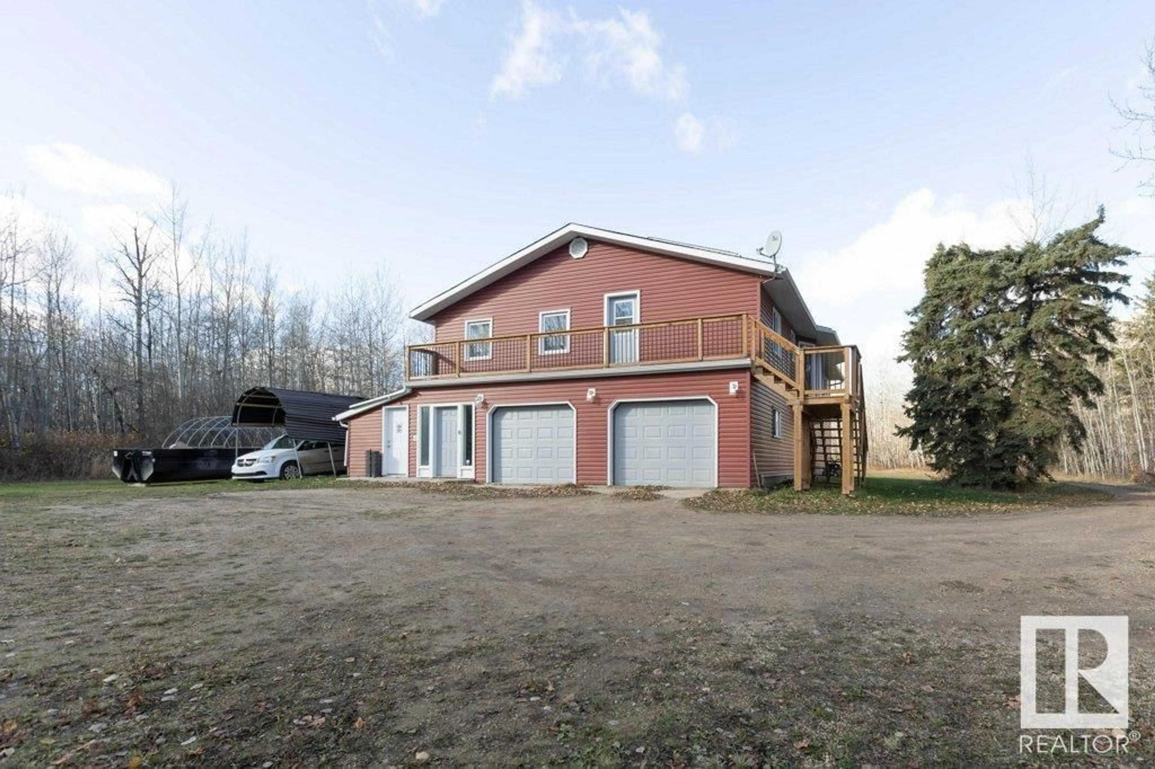 Frontside or backside of a home, the front or back of building for 58121 Rg Rd 12, Rural Westlock County Alberta T0G0H0