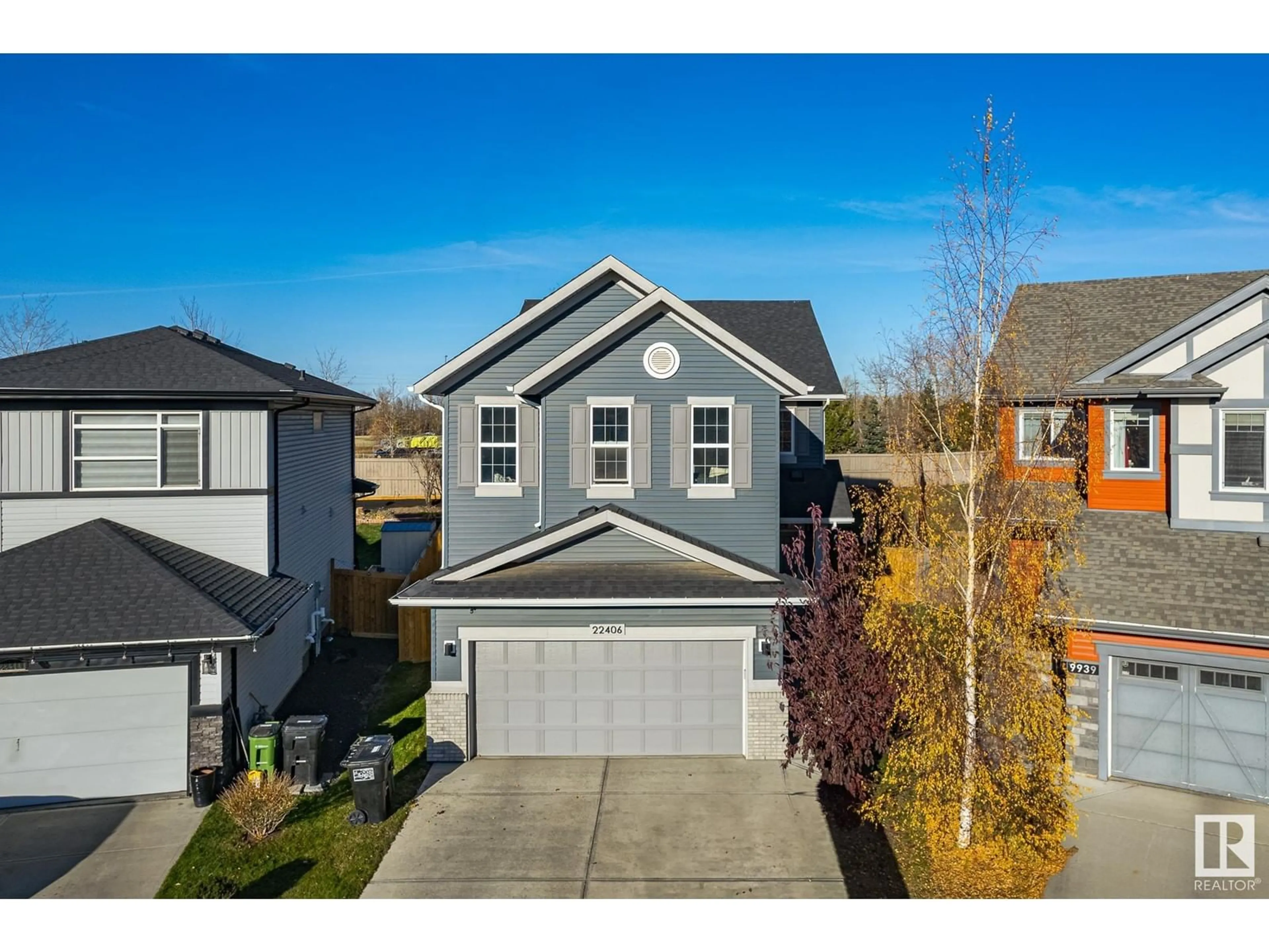 Frontside or backside of a home, the street view for 22406 99A AV NW, Edmonton Alberta T5T7C3