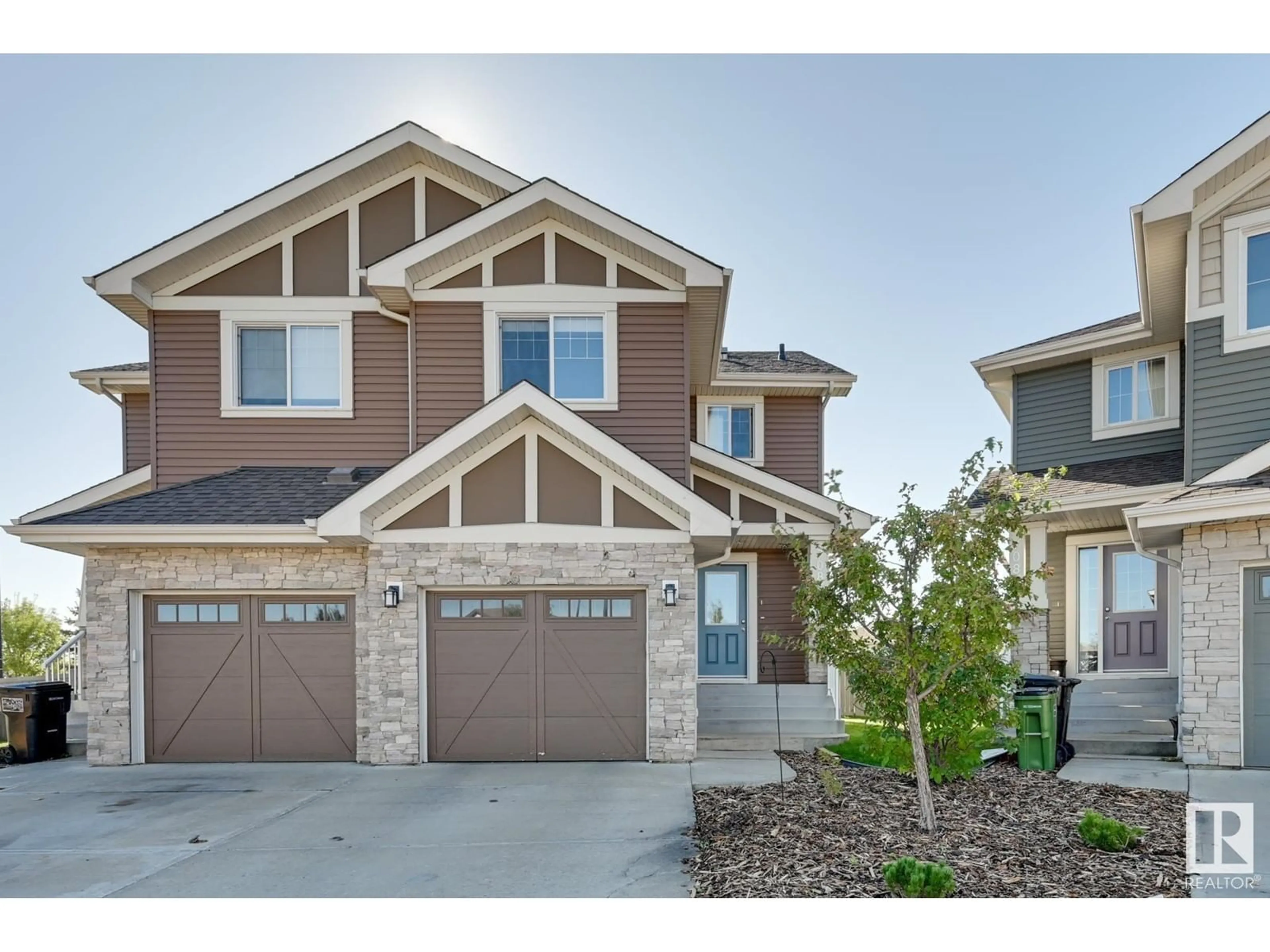 Frontside or backside of a home, the street view for 7082 SOUTH TERWILLEGAR DR NW, Edmonton Alberta T6R0V1