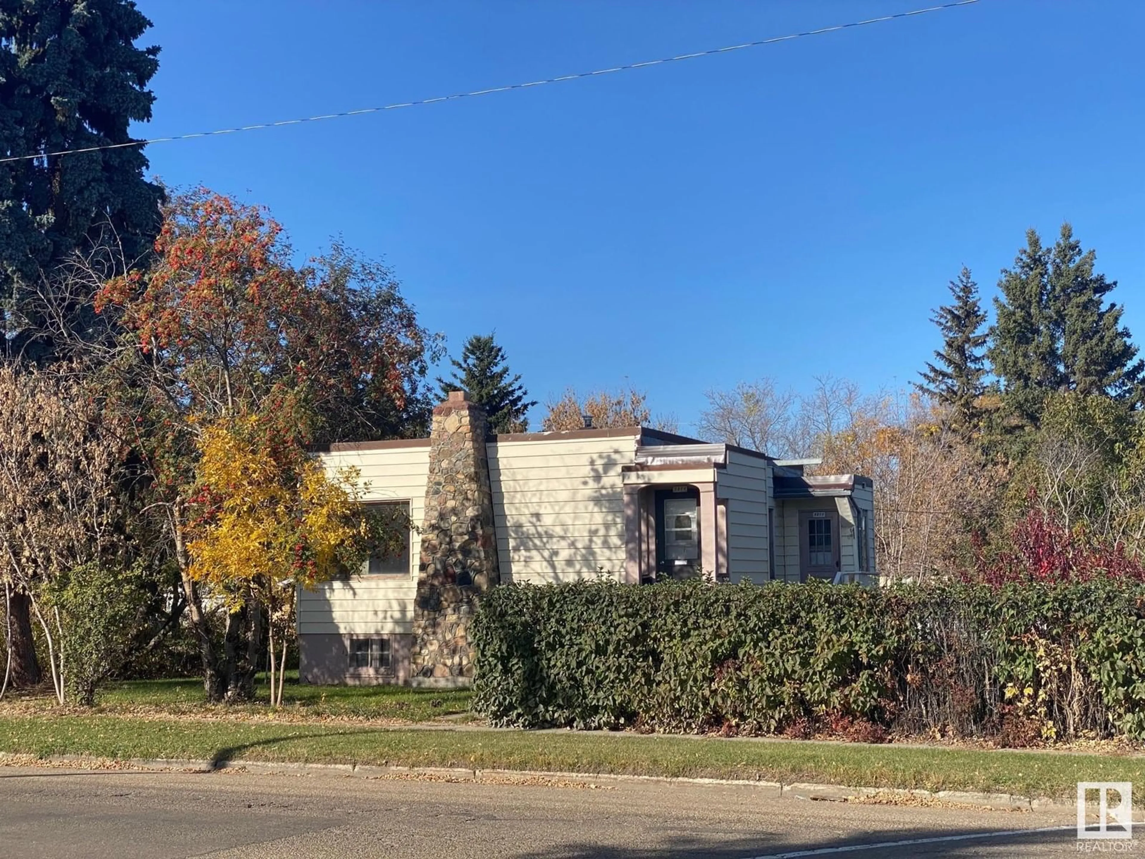 Frontside or backside of a home, the street view for 5314 45 AV, Wetaskiwin Alberta T9A0E8