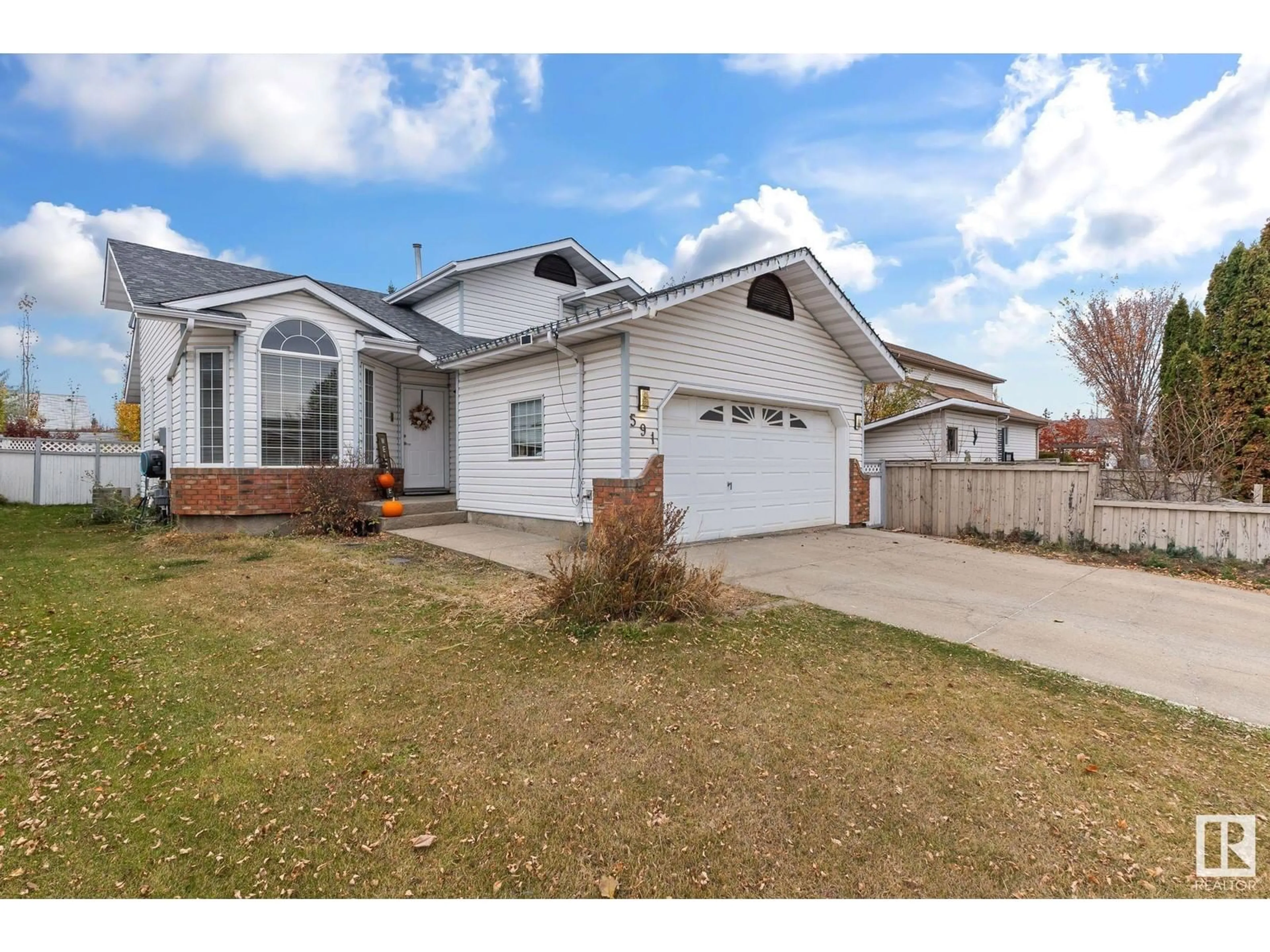 Frontside or backside of a home for 591 RAINBOW CR, Sherwood Park Alberta T8A5R8