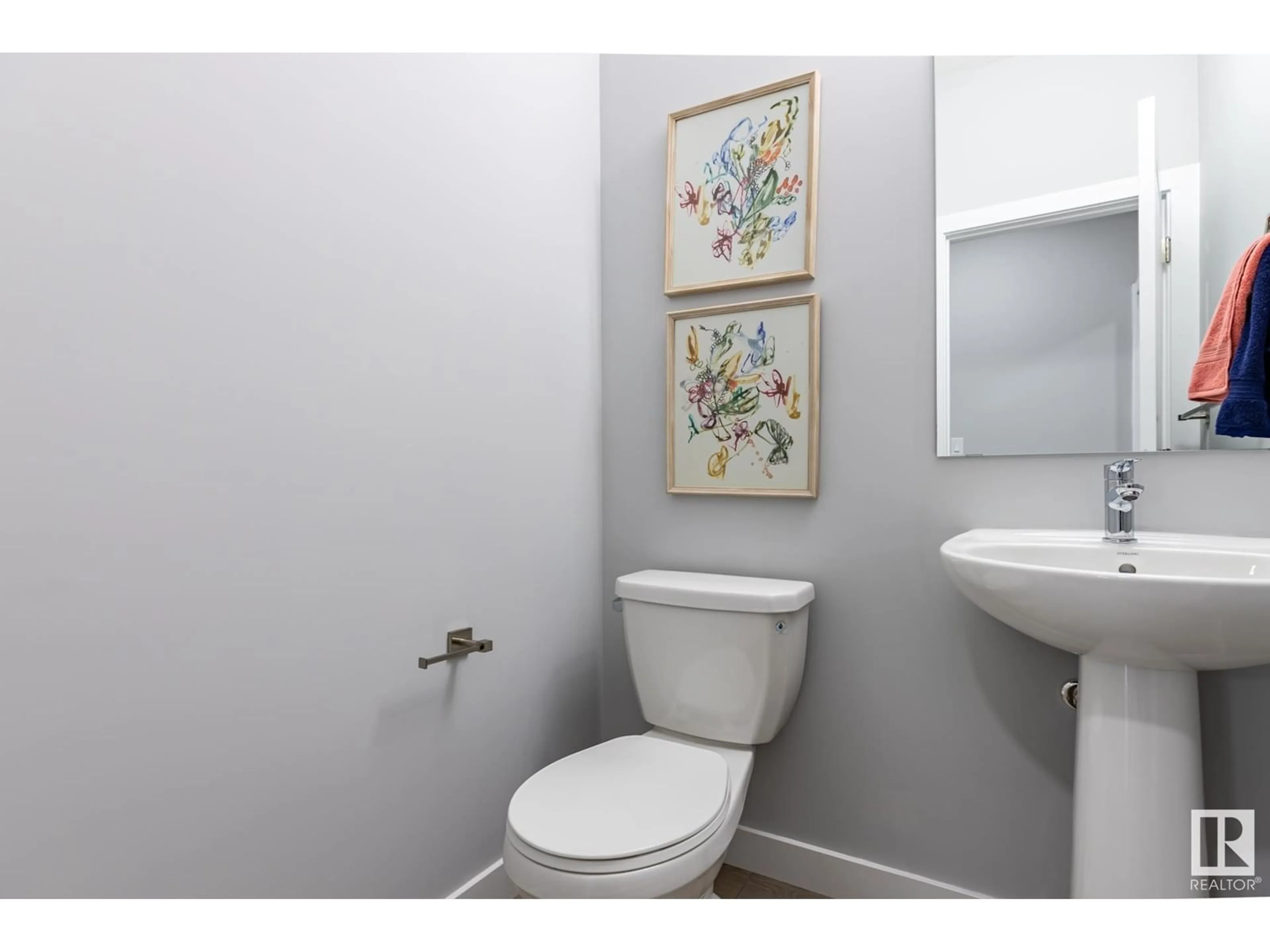 Standard bathroom, not visible floor for 4027 208 ST NW, Edmonton Alberta T6M3E4