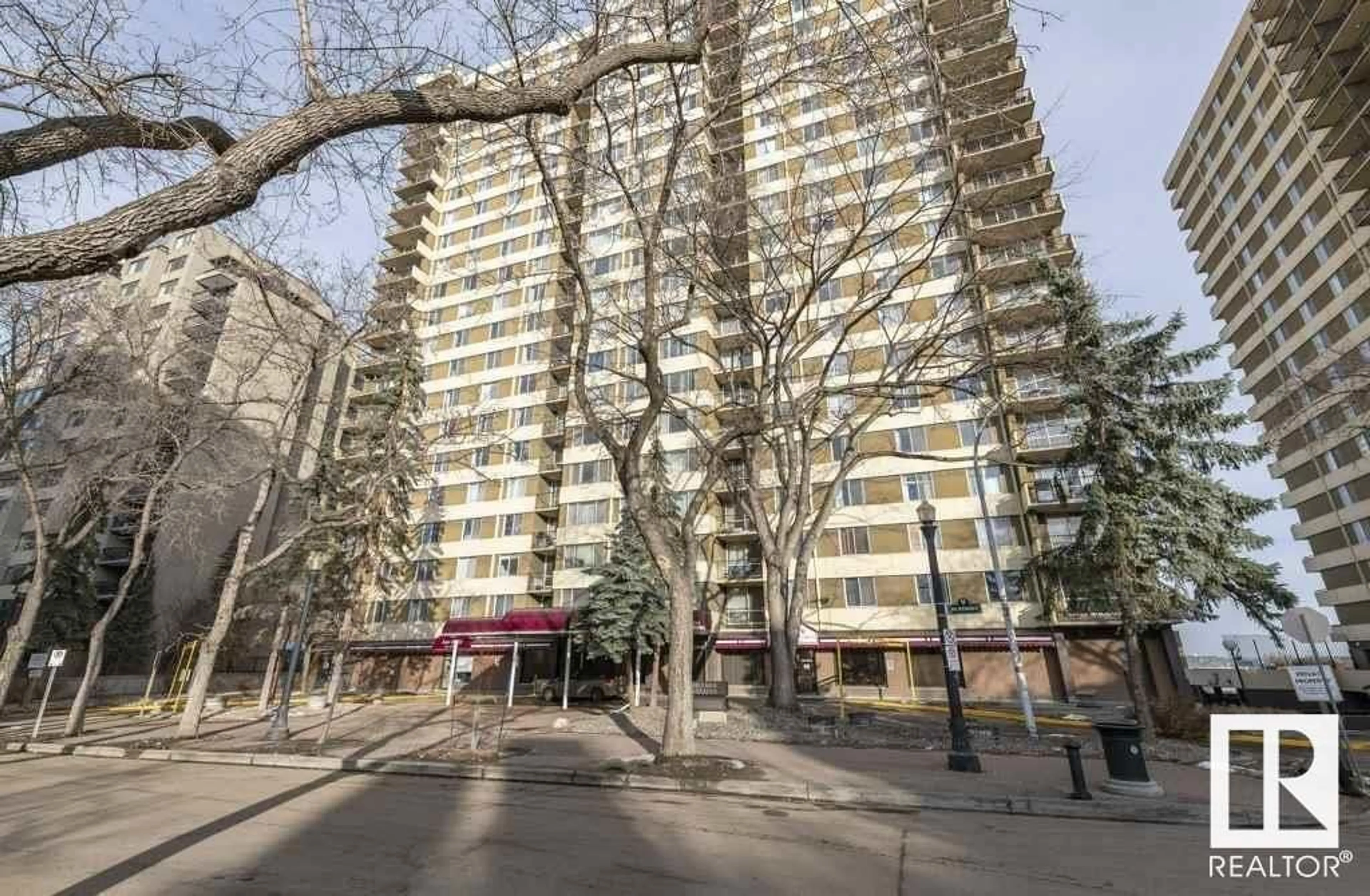 A pic from exterior of the house or condo, the front or back of building for #2204 9909 104 ST NW, Edmonton Alberta T5K2G5