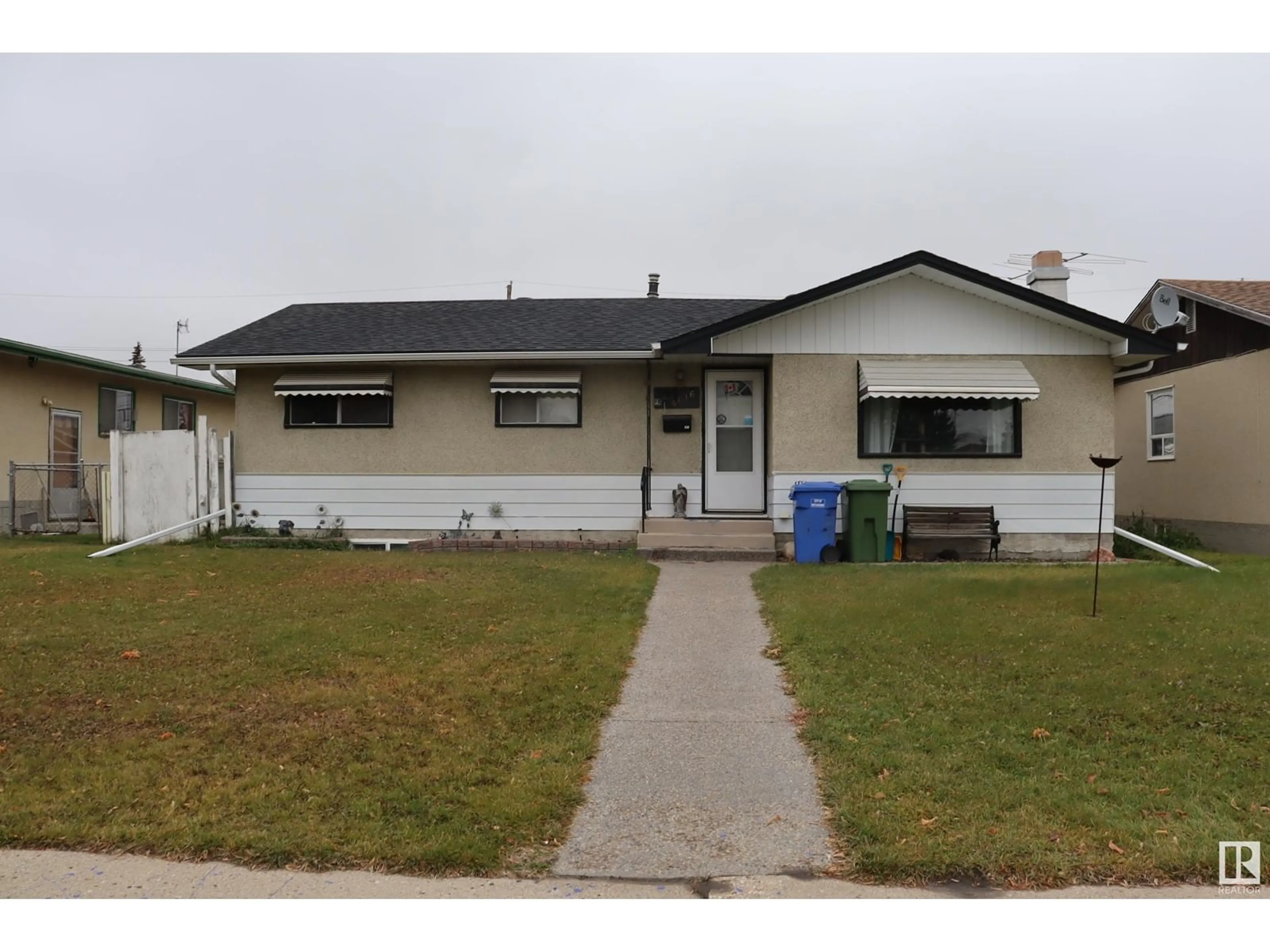 Frontside or backside of a home, the street view for 4616 45 Ave, Wetaskiwin Alberta T9A0E1