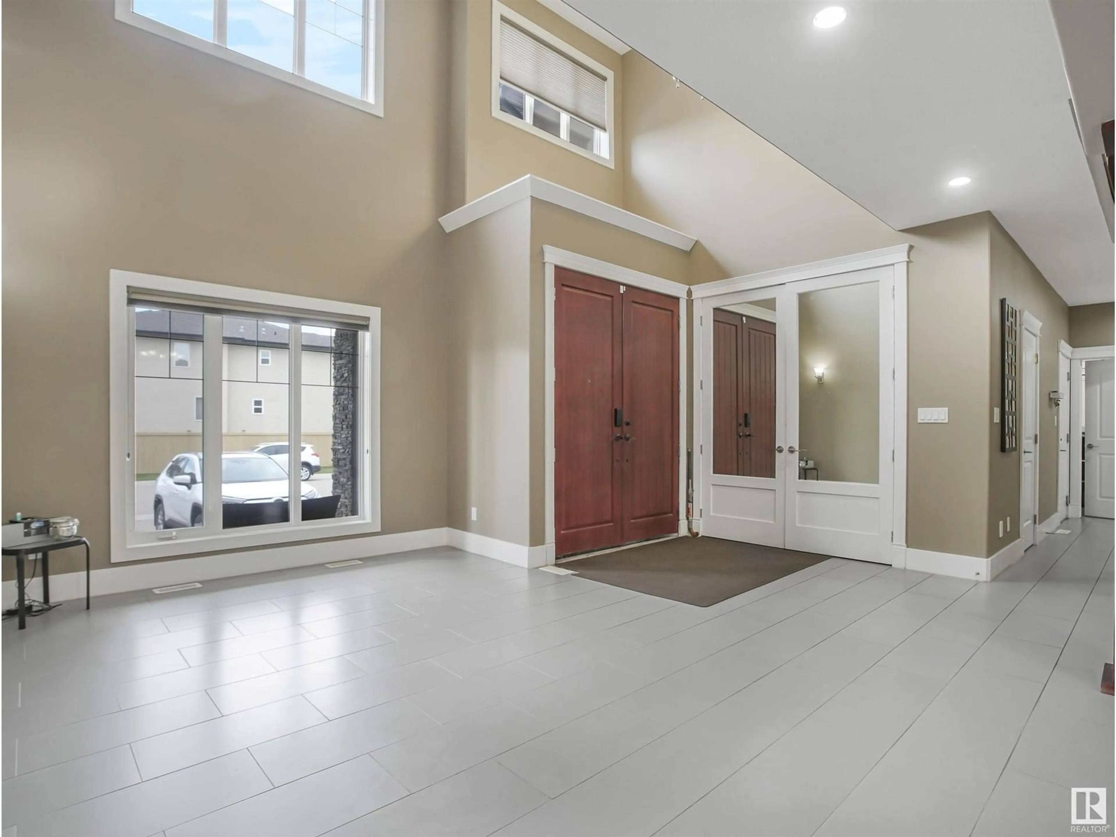 Indoor foyer, wood floors for 831 Wildwood CR NW, Edmonton Alberta T6T0M1