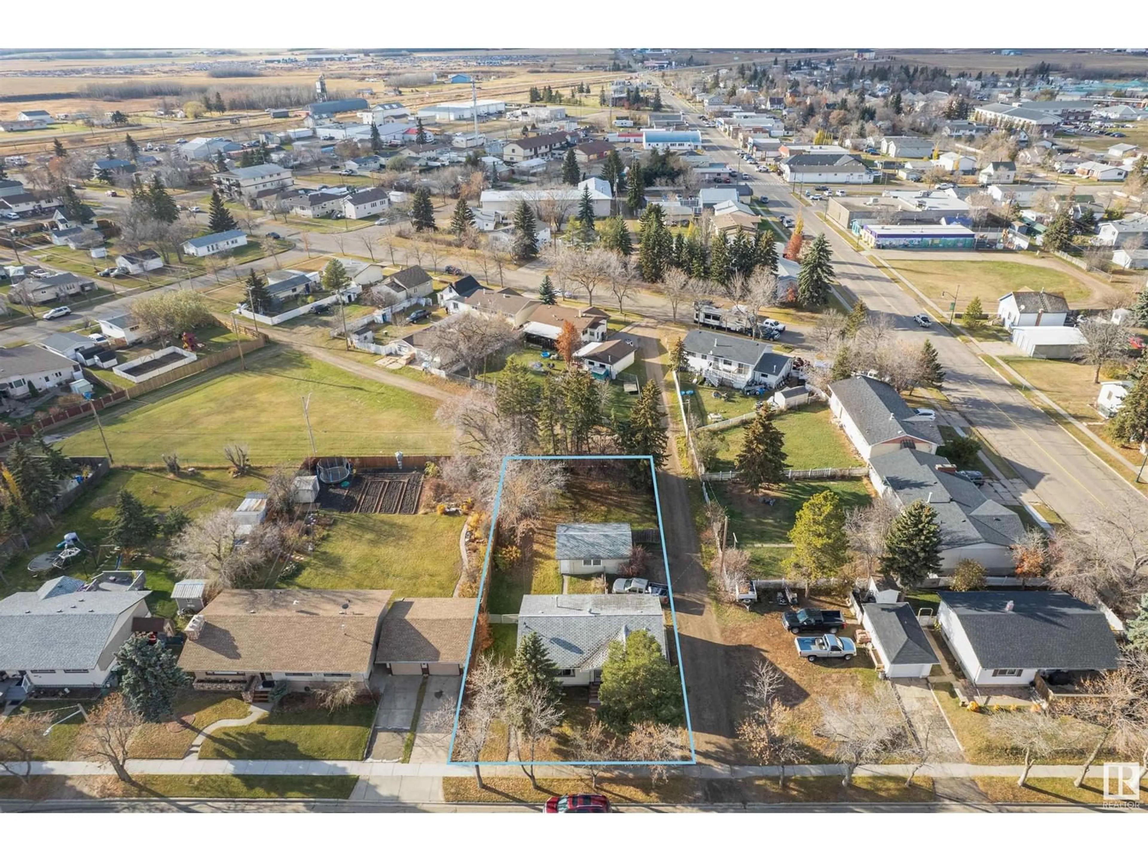 Frontside or backside of a home, the street view for 4928 49 ST, Lamont Alberta T0B2R0