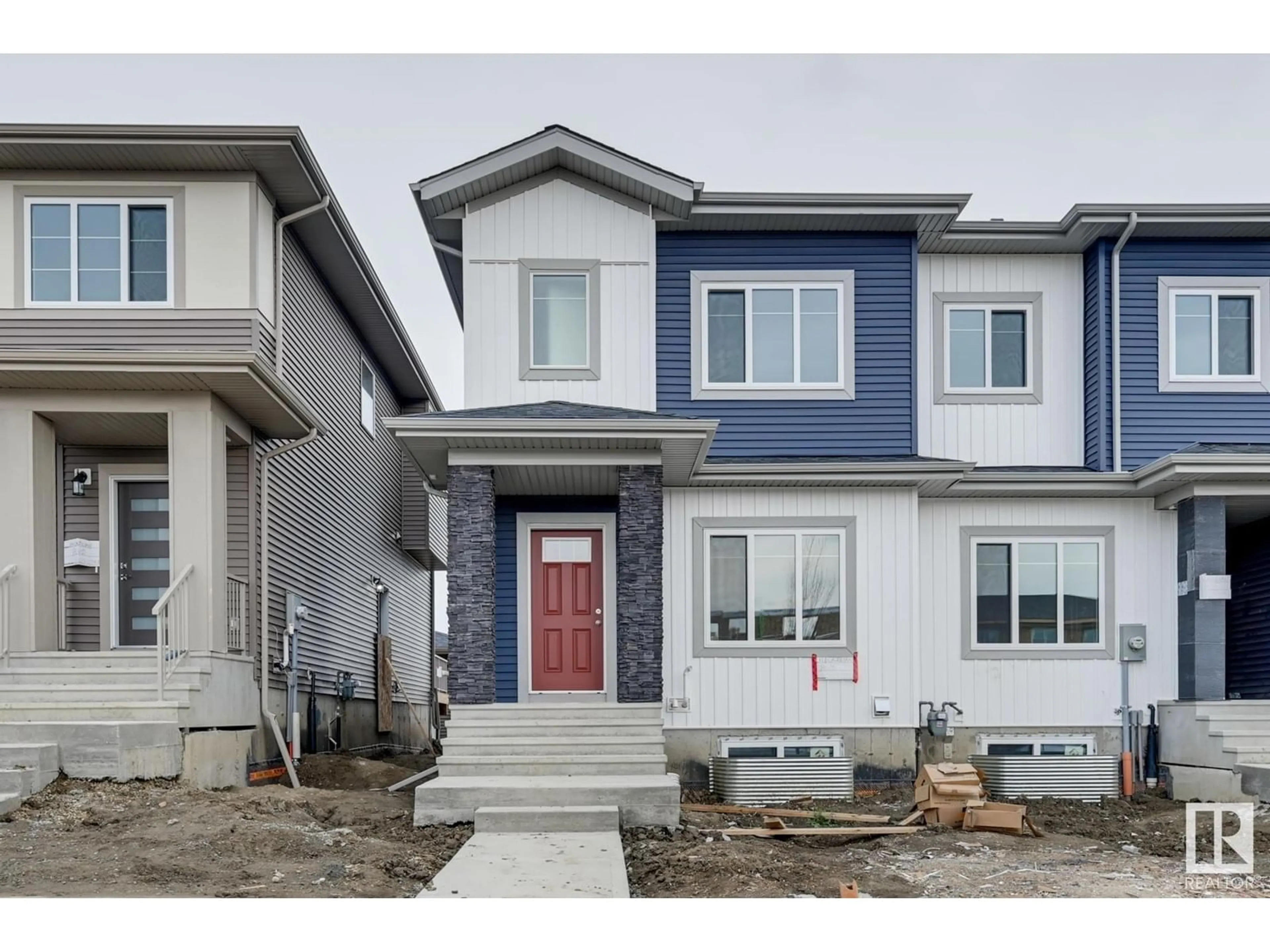 Frontside or backside of a home, the street view for 118 Castilian BV, Sherwood Park Alberta T8H3A6