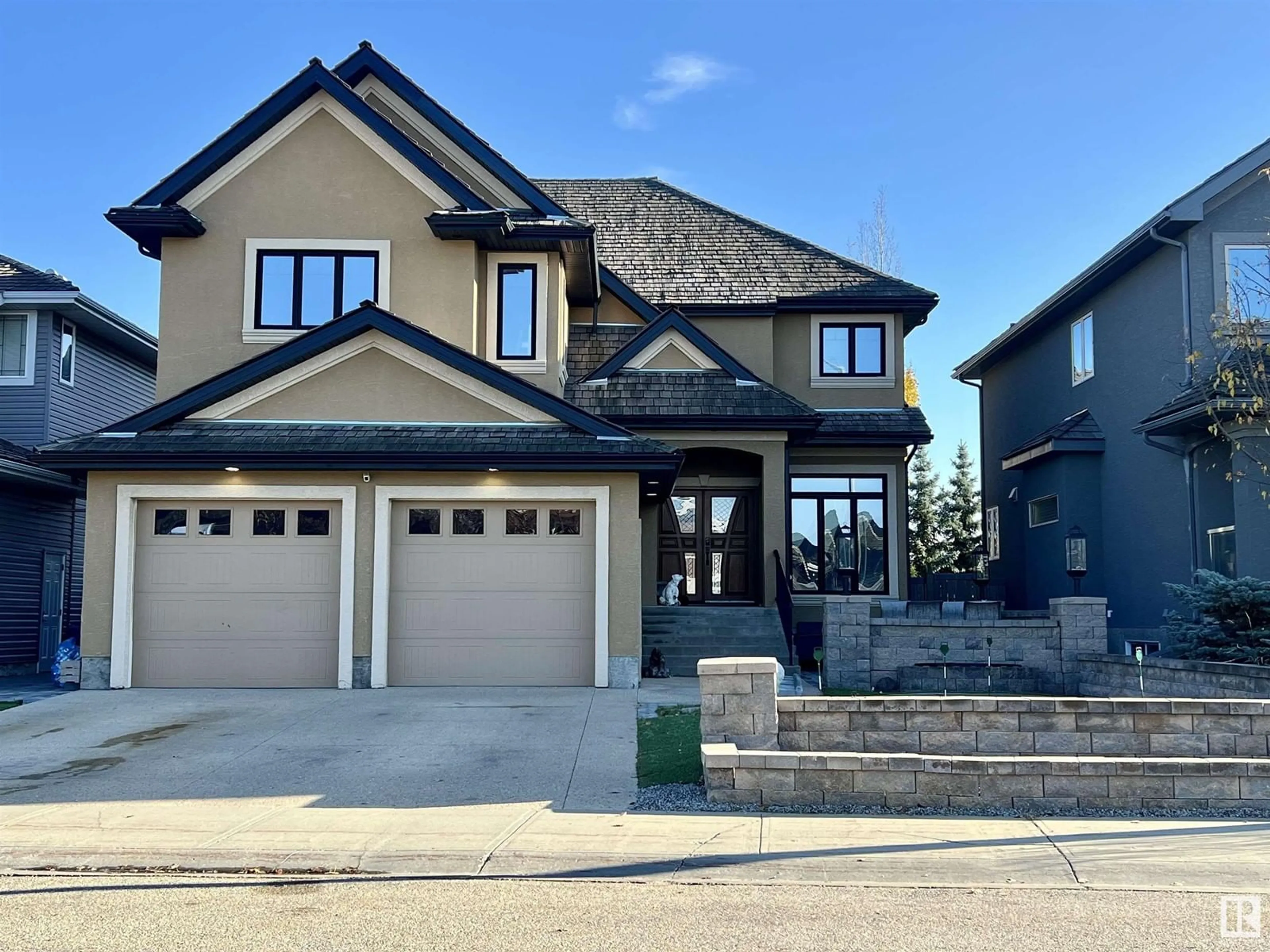 Frontside or backside of a home, the street view for 93 NOTTINGHAM PT, Sherwood Park Alberta T8A3A8